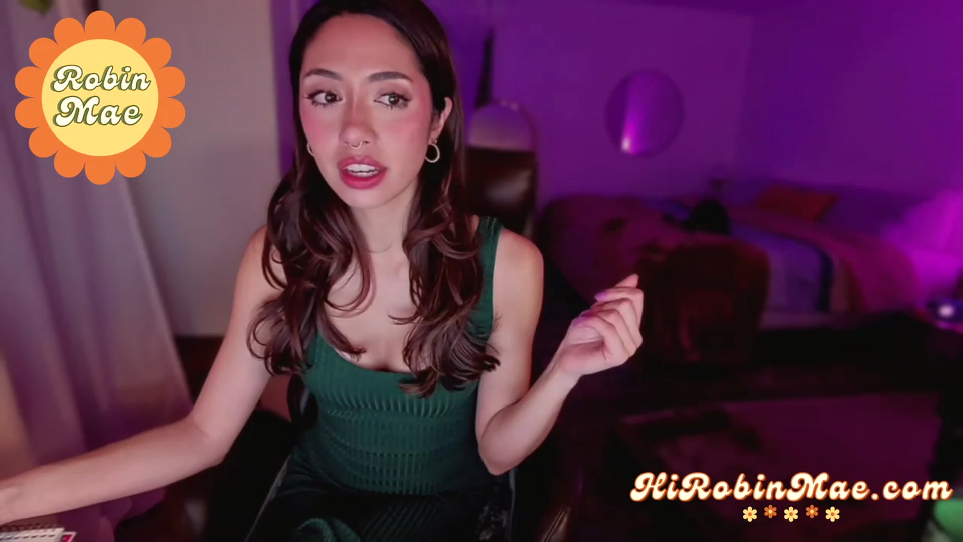 Gallery image thumbnail from RobinMae's myfreecams stream on, 01/21/2023, 07:35 image 12 of 20