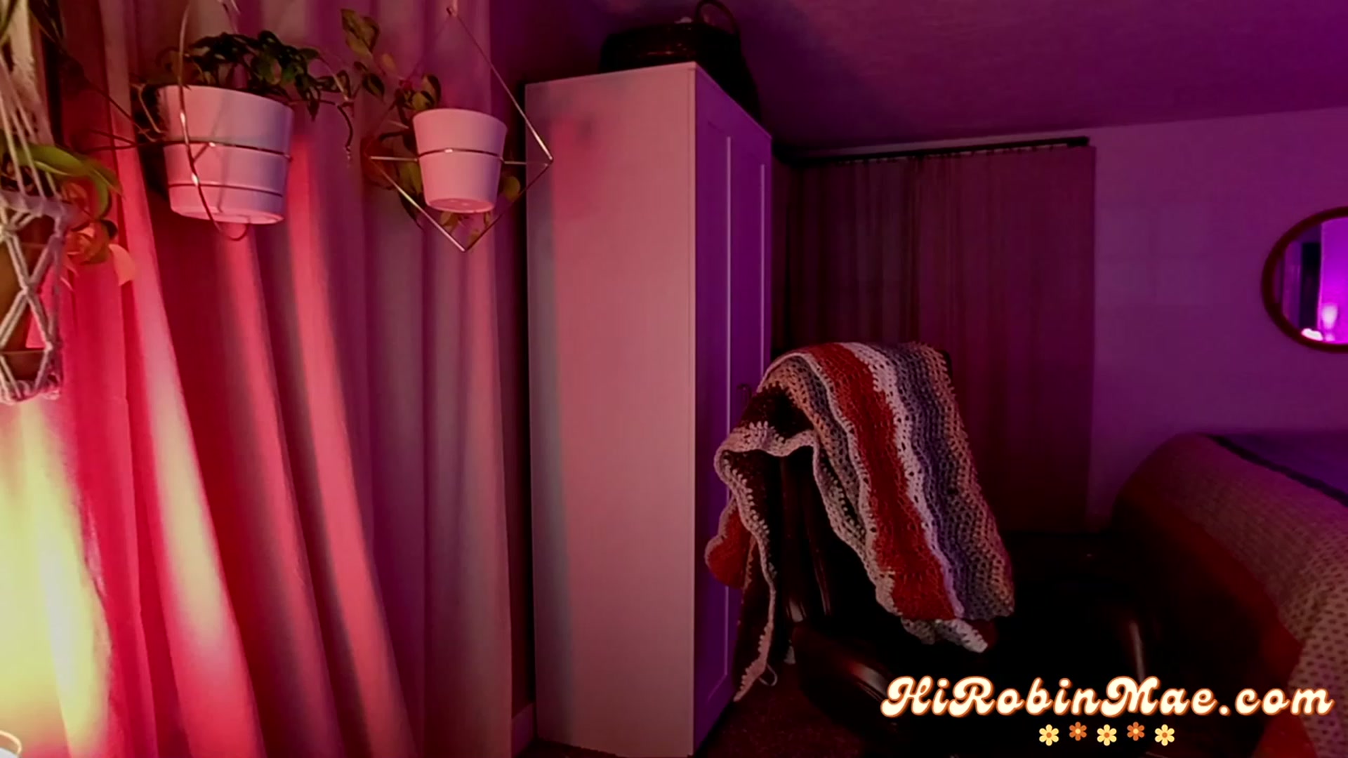 Gallery image thumbnail from RobinMae's myfreecams stream on, 10/31/2023, 04:54 image 2 of 20