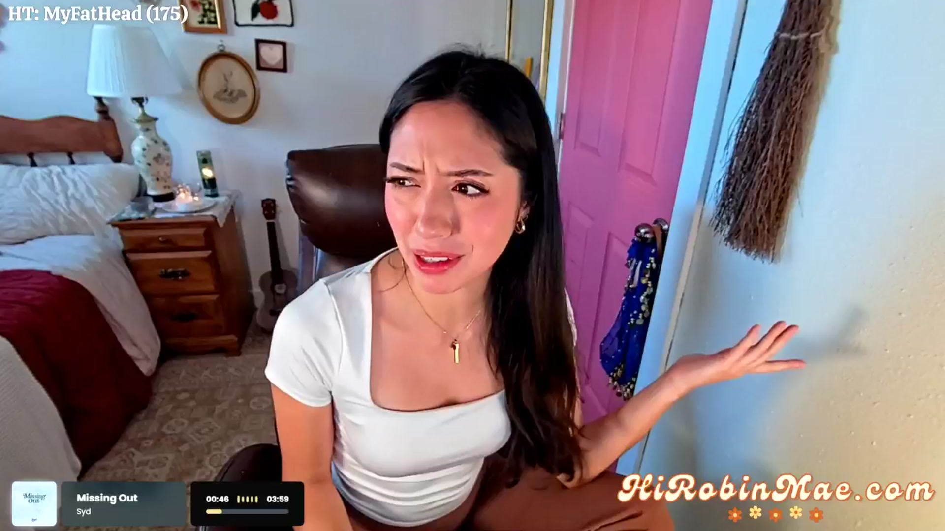 Gallery image thumbnail from RobinMae's myfreecams stream on, 10/25/2024, 23:33 image 6 of 20