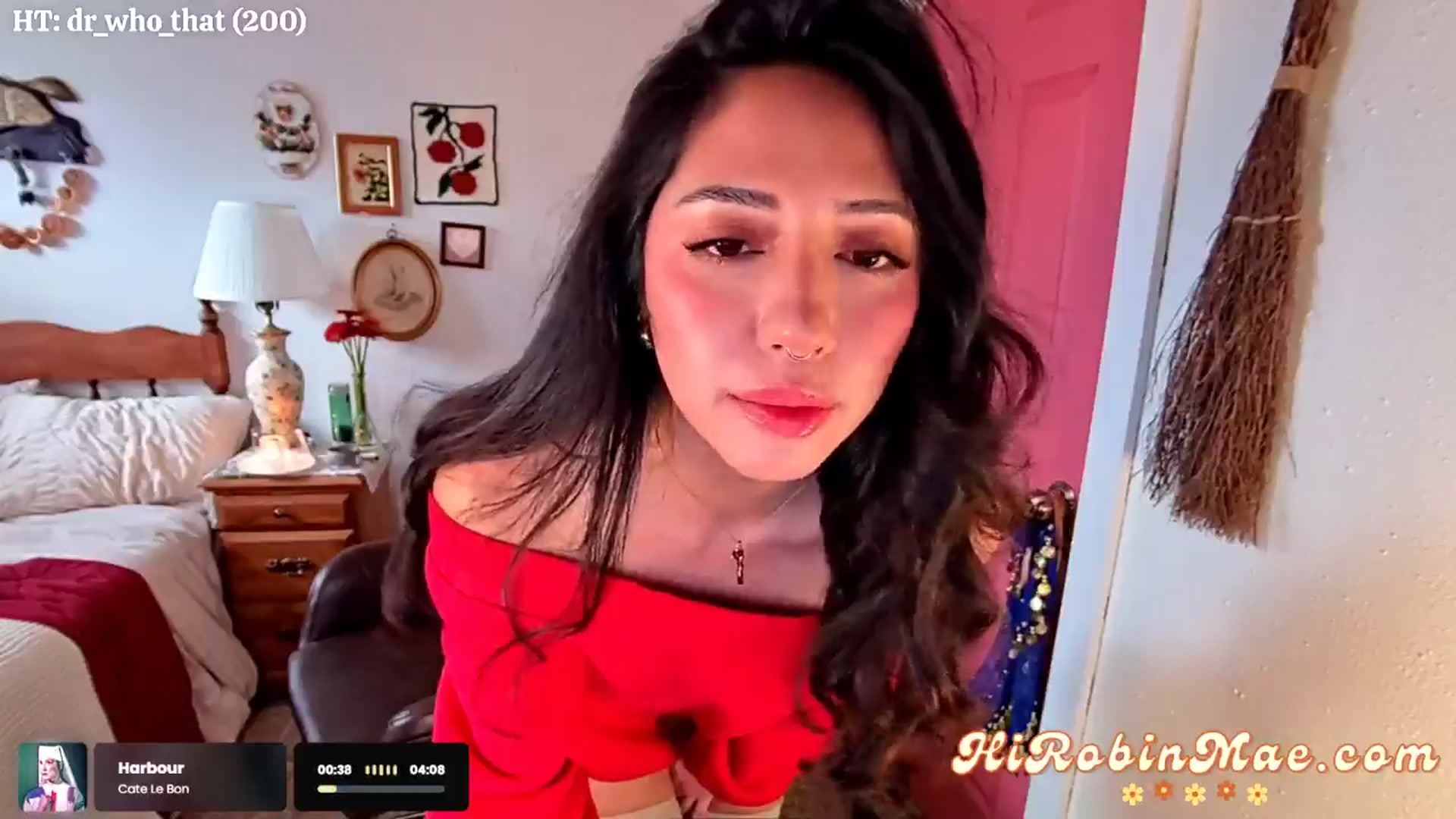 Gallery image thumbnail from RobinMae's myfreecams stream on, 11/02/2024, 24:05 image 8 of 20