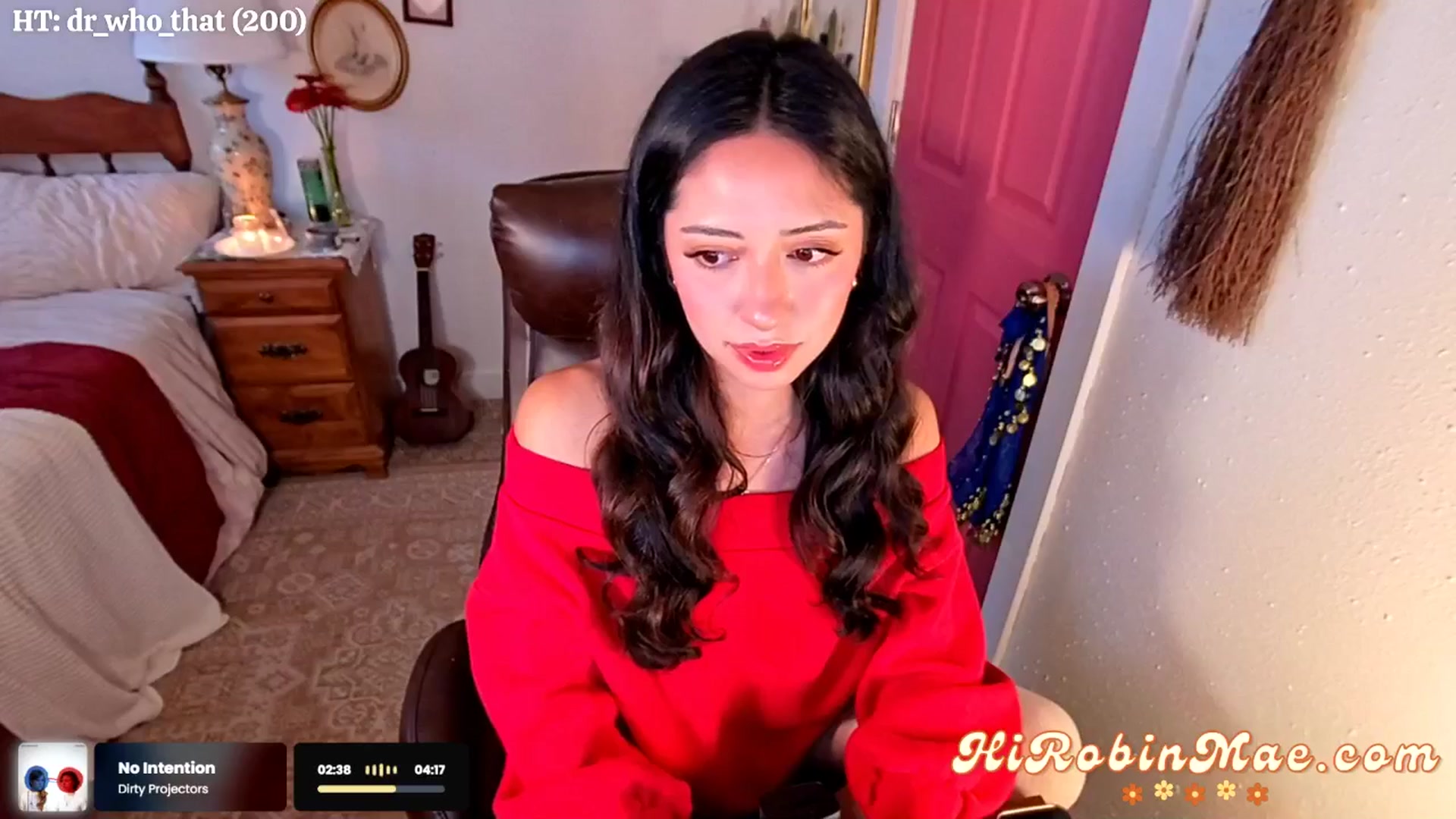 Gallery image thumbnail from RobinMae's myfreecams stream on, 11/02/2024, 24:25 image 18 of 20