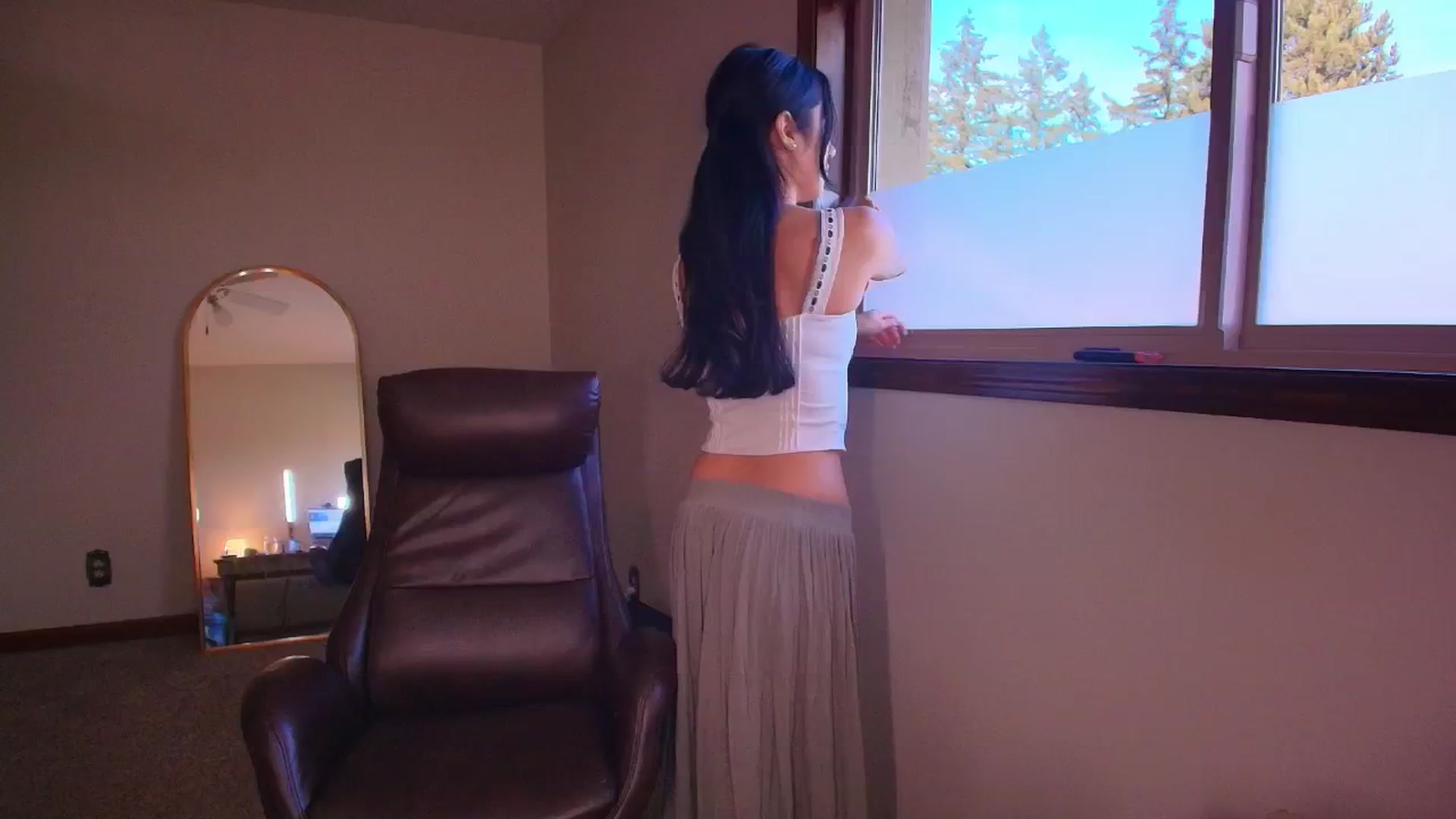 Gallery image thumbnail from RobinMae's myfreecams stream on, 02/08/2025, 24:42 image 2 of 20