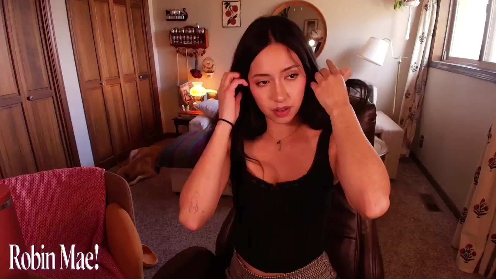 Gallery image thumbnail from RobinMae's myfreecams stream on, 10/02/2025, 24:13 image 13 of 20