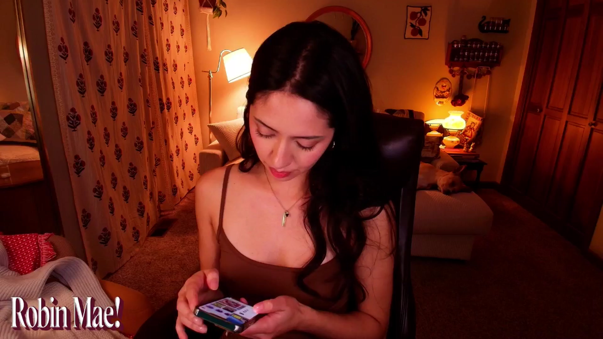 Gallery image thumbnail from RobinMae's myfreecams stream on, 10/07/2025, 04:42 image 17 of 20
