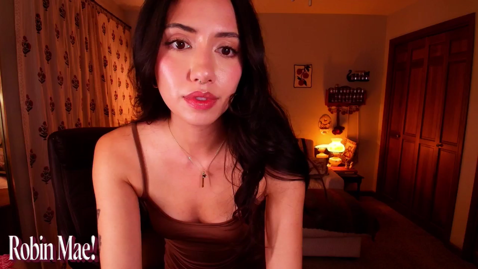 Gallery image thumbnail from RobinMae's myfreecams stream on, 10/07/2025, 04:42 image 3 of 20