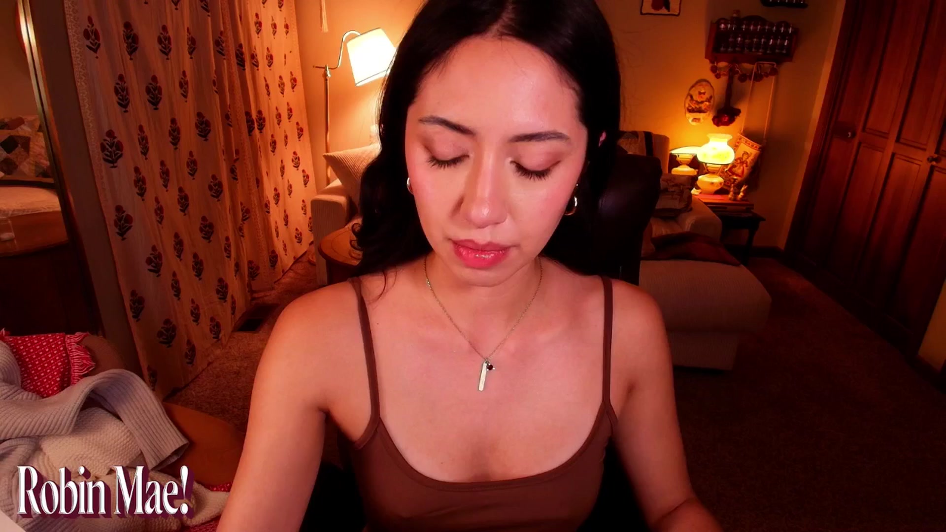 Gallery image thumbnail from RobinMae's myfreecams stream on, 10/07/2025, 05:10 image 2 of 20