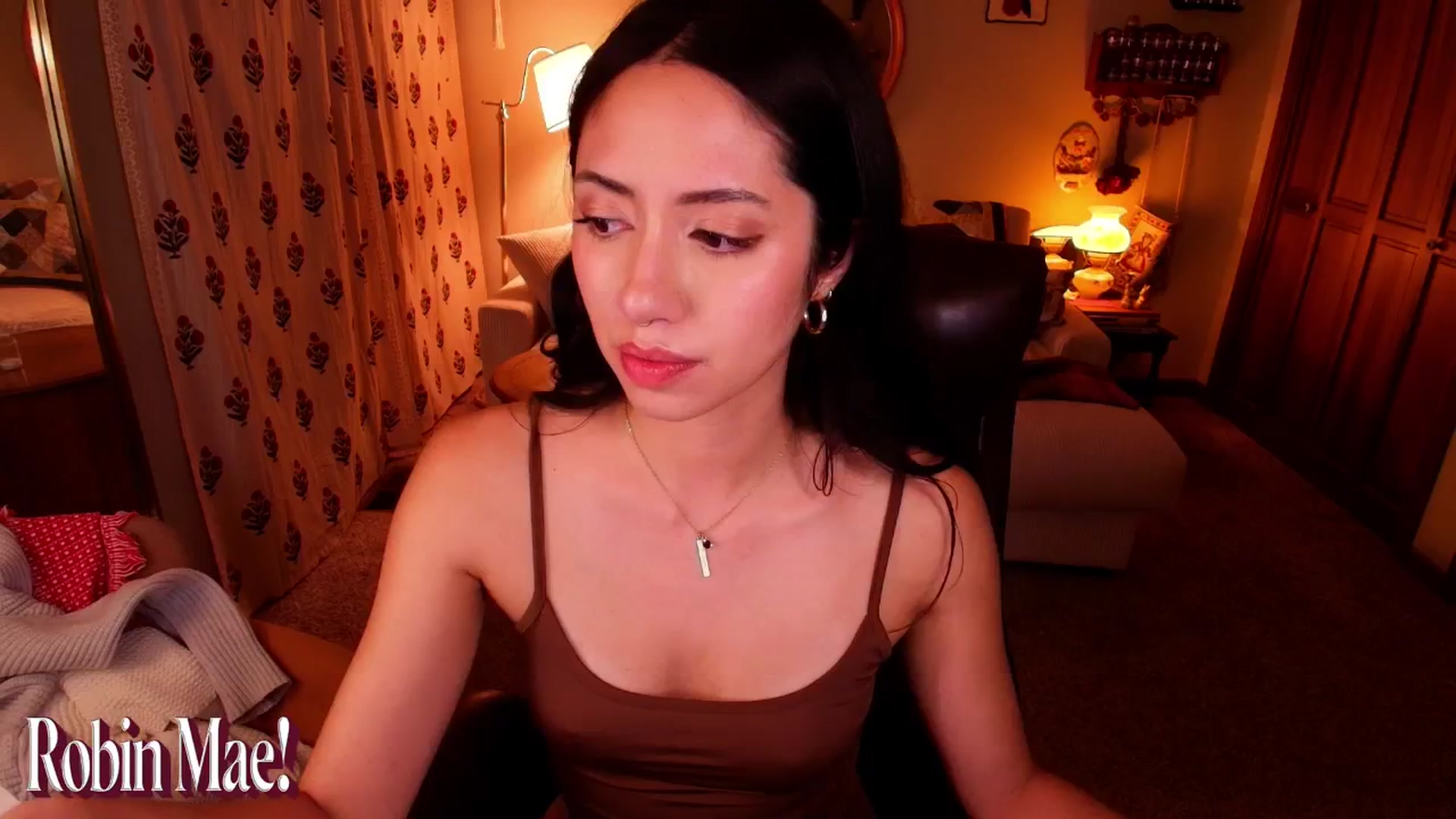 Gallery image thumbnail from RobinMae's myfreecams stream on, 10/07/2025, 05:10 image 4 of 20
