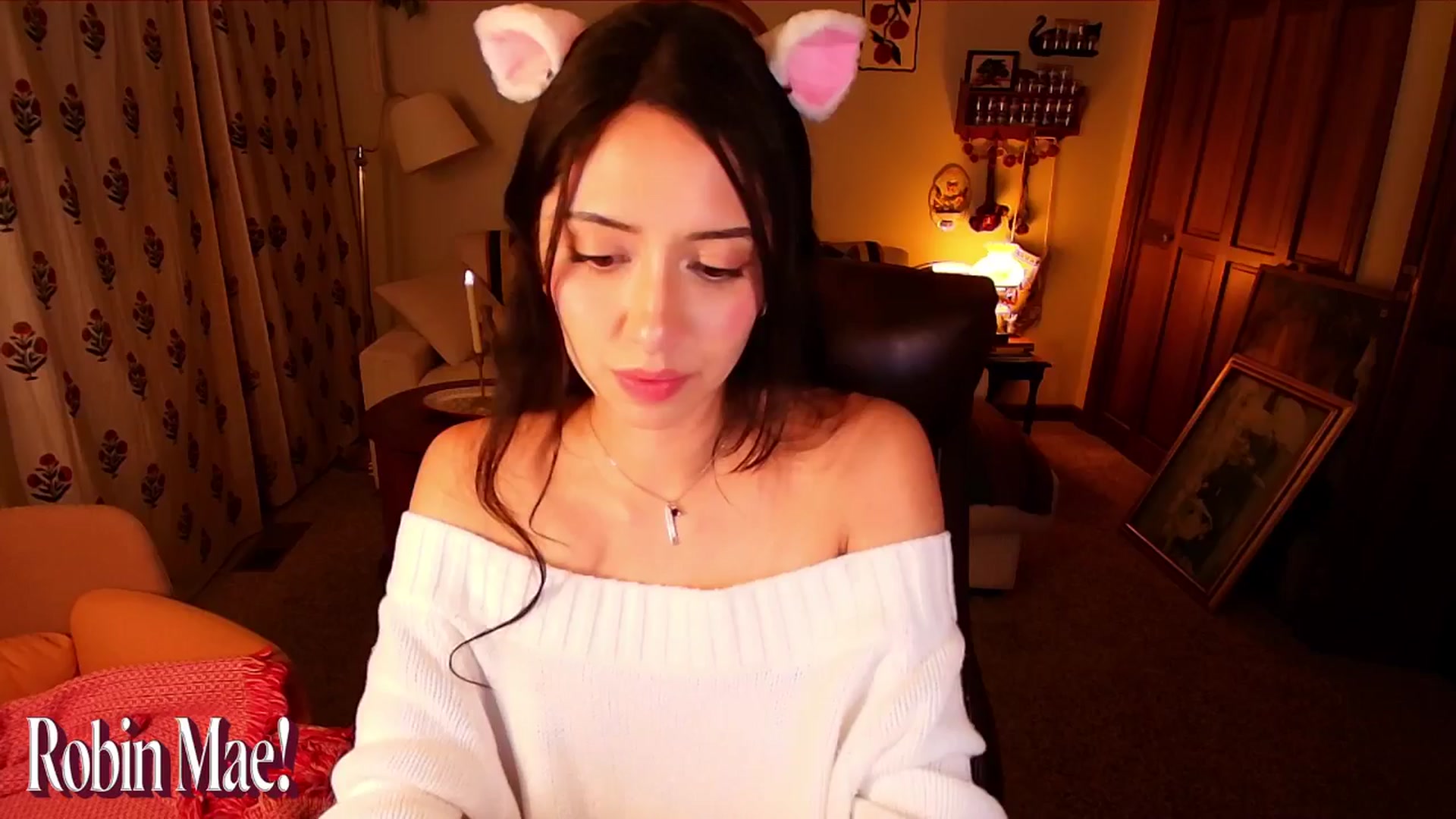 Gallery image thumbnail from RobinMae's myfreecams stream on, 10/30/2025, 06:40 image 4 of 20