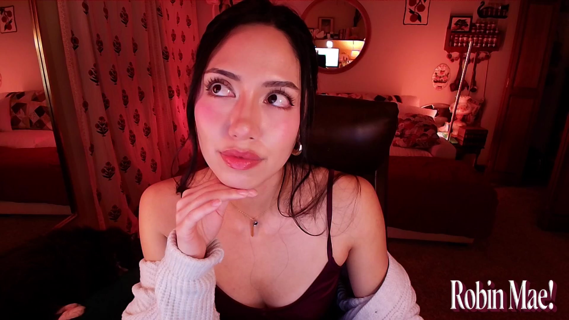 Gallery image thumbnail from RobinMae's myfreecams stream on, 11/19/2025, 05:27 image 6 of 20
