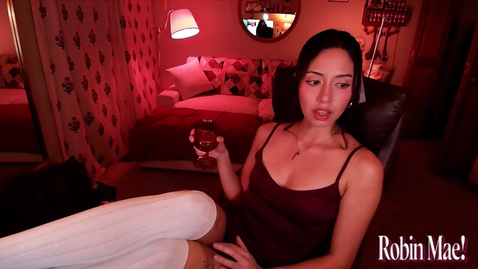 Gallery image thumbnail from RobinMae's myfreecams stream on, 11/19/2025, 05:27 image 16 of 20