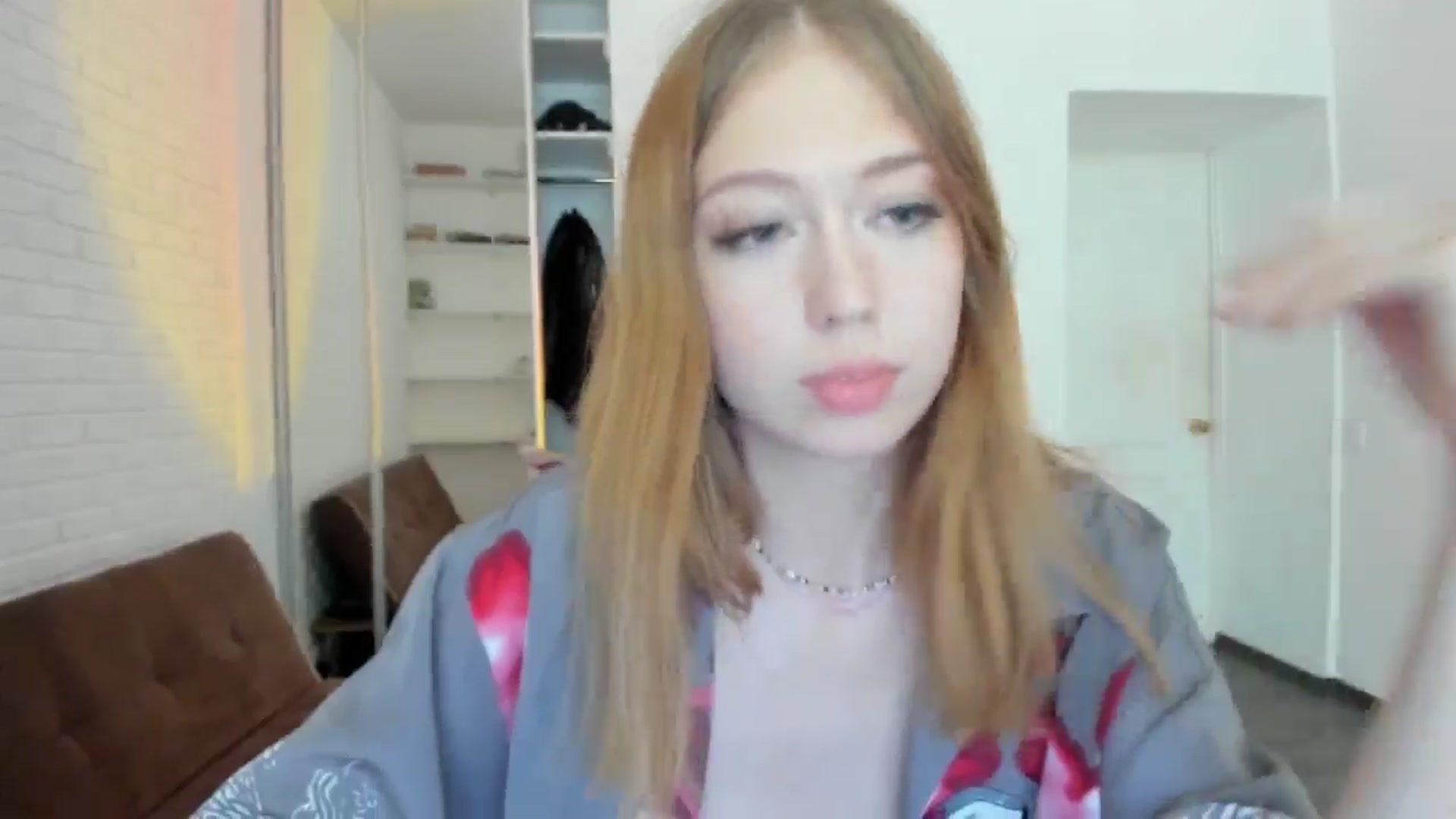 Gallery image thumbnail from RoboSasha's myfreecams stream on, 08/16/2024, 13:49 image 2 of 20