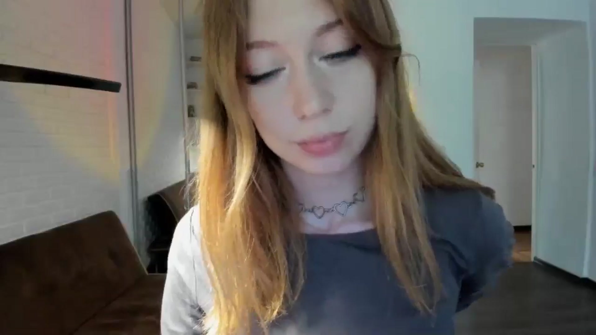 Gallery image thumbnail from RoboSasha's myfreecams stream on, 08/18/2024, 14:40 image 7 of 20