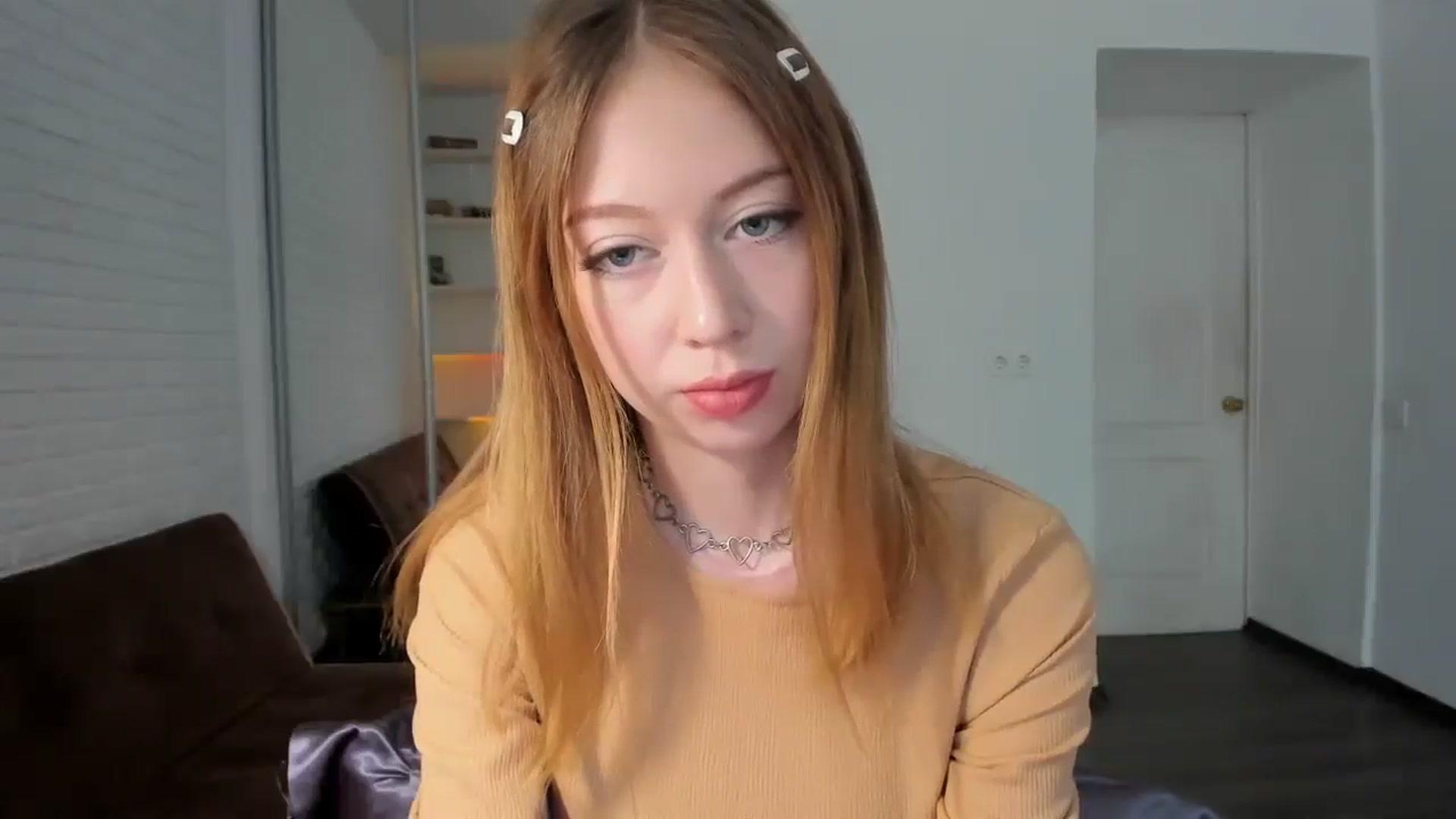 Gallery image thumbnail from RoboSasha's myfreecams stream on, 08/22/2024, 11:56 image 8 of 20