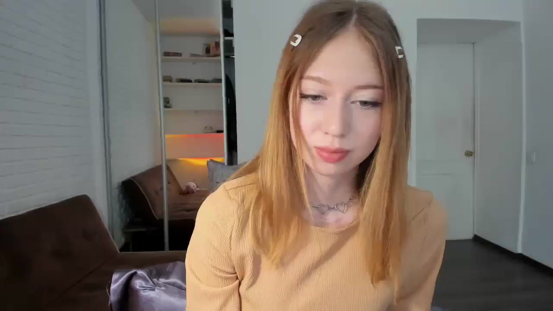 Gallery image thumbnail from RoboSasha's myfreecams stream on, 08/22/2024, 11:56 image 14 of 20