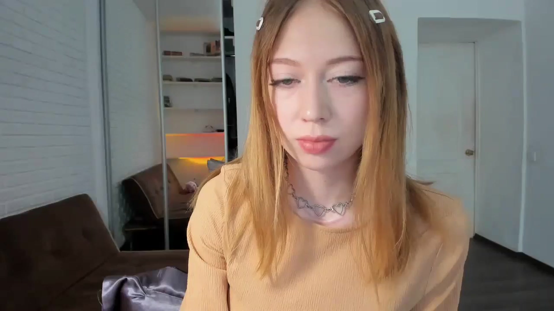 Gallery image thumbnail from RoboSasha's myfreecams stream on, 08/22/2024, 11:56 image 6 of 20