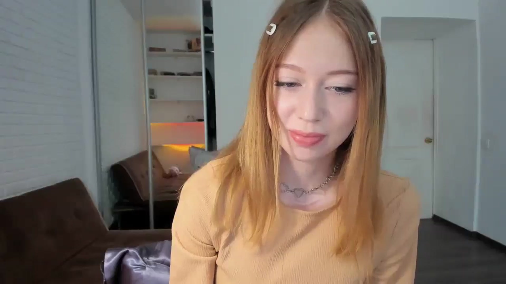 Gallery image thumbnail from RoboSasha's myfreecams stream on, 08/22/2024, 11:56 image 9 of 20