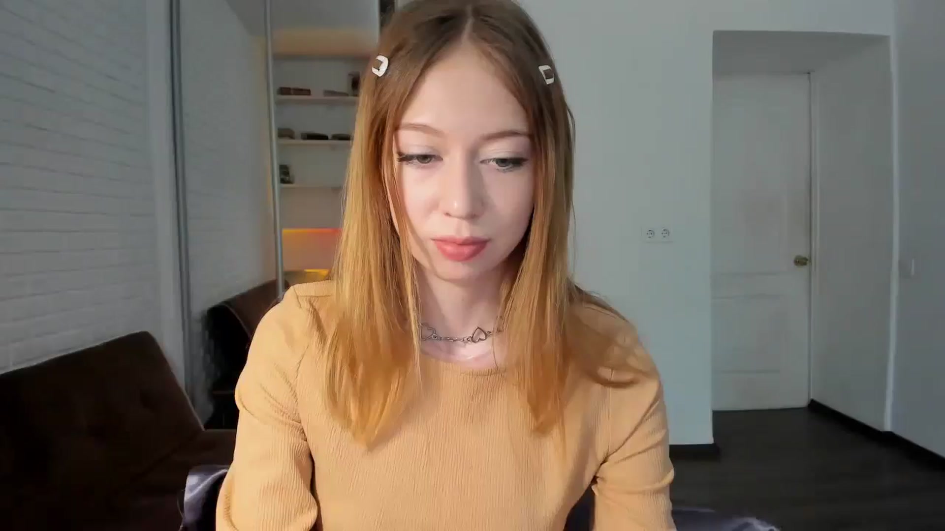 Gallery image thumbnail from RoboSasha's myfreecams stream on, 08/22/2024, 11:56 image 20 of 20