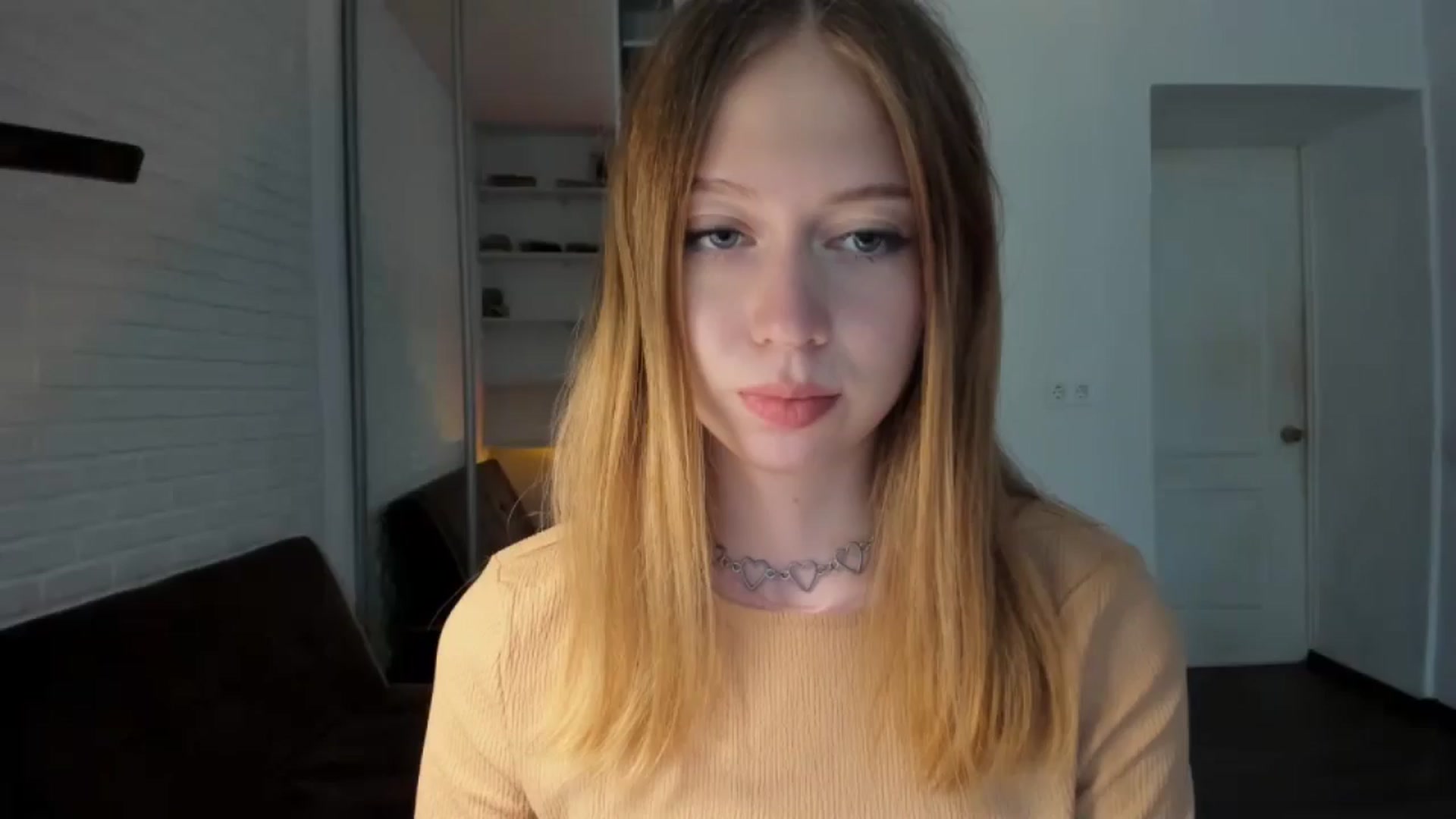 Gallery image thumbnail from RoboSasha's myfreecams stream on, 08/26/2024, 13:46 image 1 of 20