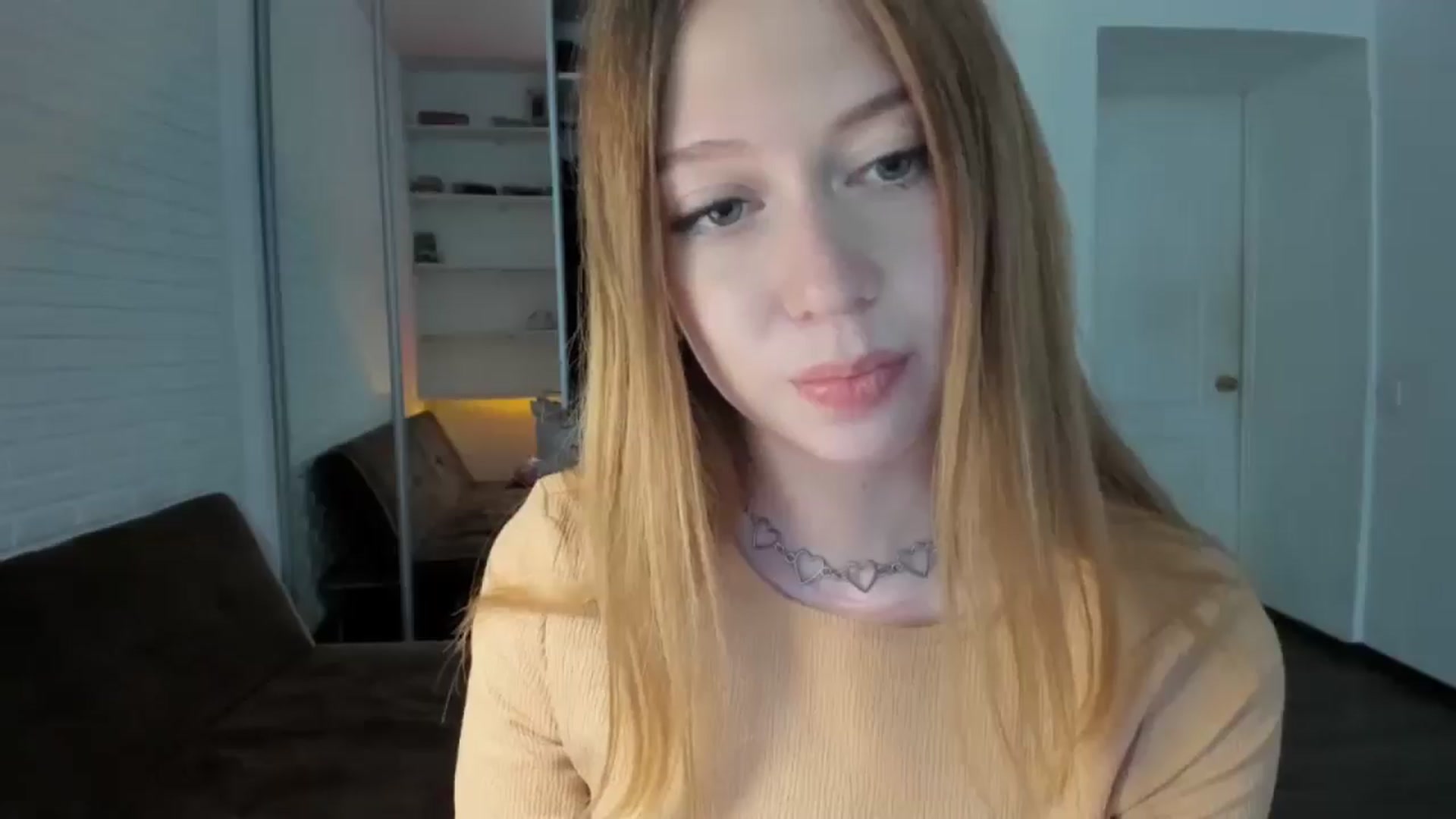 Gallery image thumbnail from RoboSasha's myfreecams stream on, 08/26/2024, 13:46 image 10 of 20