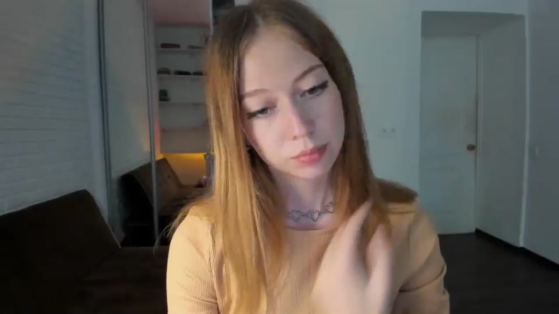 Gallery image thumbnail from RoboSasha's myfreecams stream on, 08/26/2024, 13:46 image 15 of 20