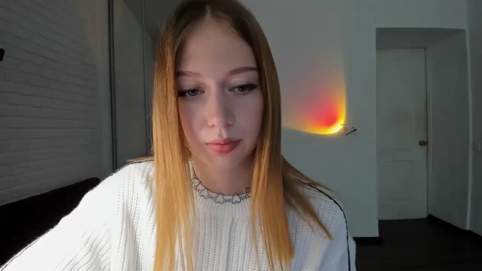 Gallery image thumbnail from RoboSasha's myfreecams stream on, 08/28/2024, 11:46 image 9 of 20