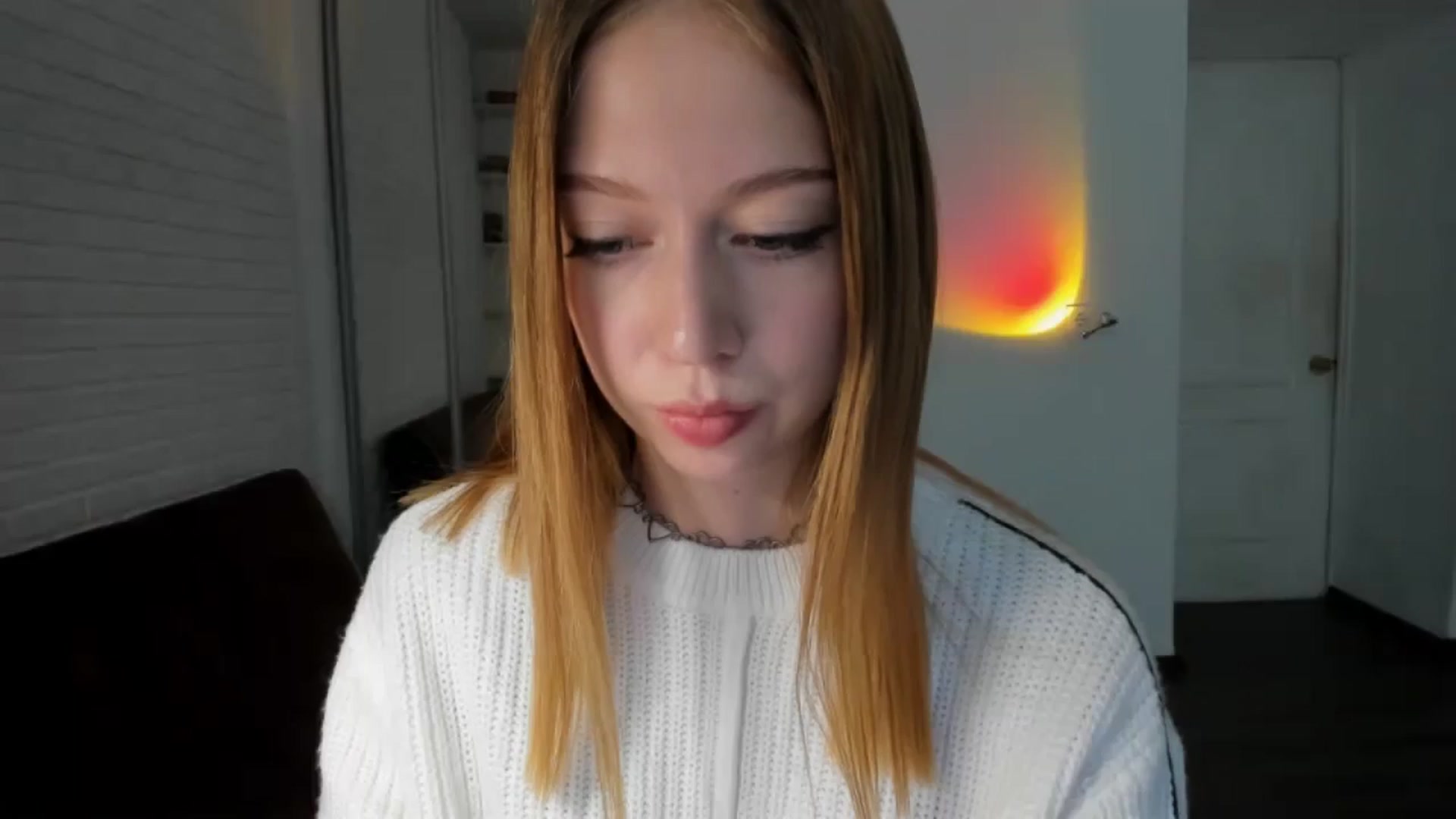 Gallery image thumbnail from RoboSasha's myfreecams stream on, 08/28/2024, 11:46 image 19 of 20