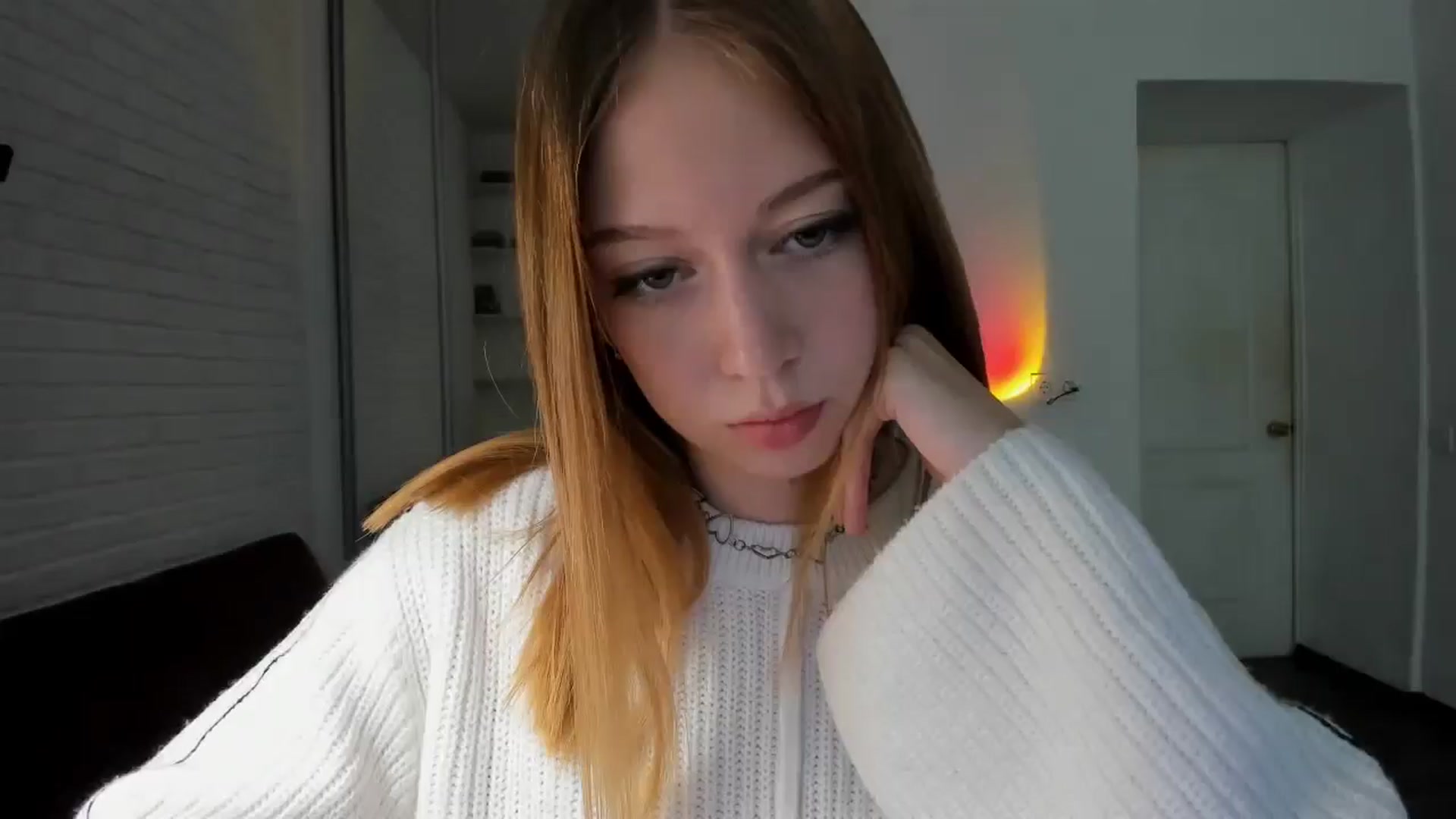 Gallery image thumbnail from RoboSasha's myfreecams stream on, 08/28/2024, 11:46 image 2 of 20