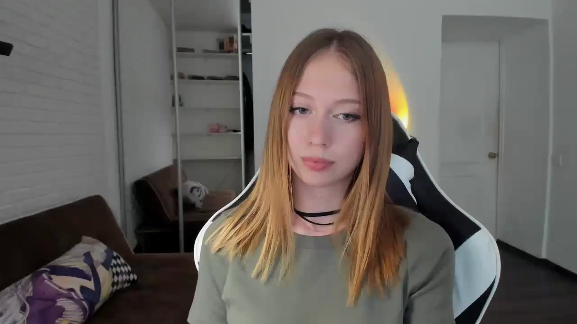 Gallery image thumbnail from RoboSasha's myfreecams stream on, 08/30/2024, 14:29 image 8 of 20