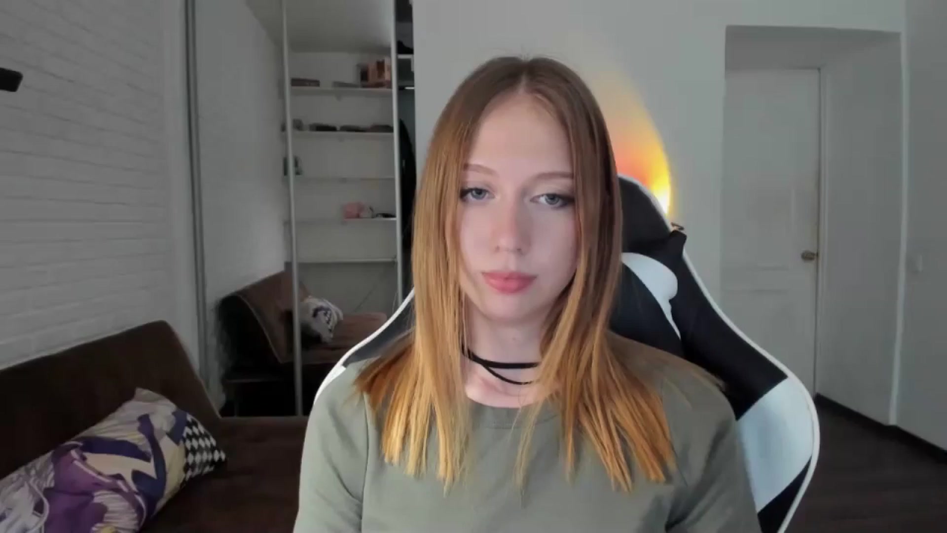 Gallery image thumbnail from RoboSasha's myfreecams stream on, 08/30/2024, 14:29 image 13 of 20