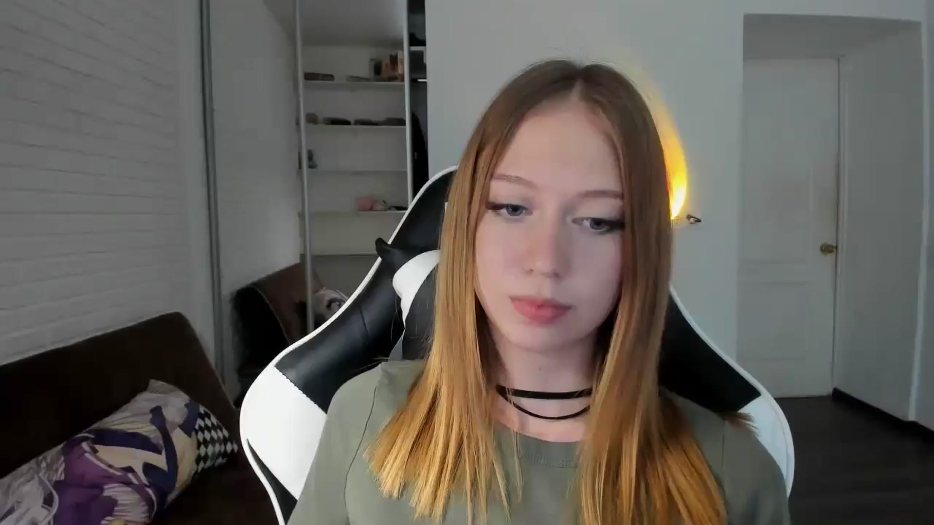 Gallery image thumbnail from RoboSasha's myfreecams stream on, 08/30/2024, 14:29 image 2 of 20