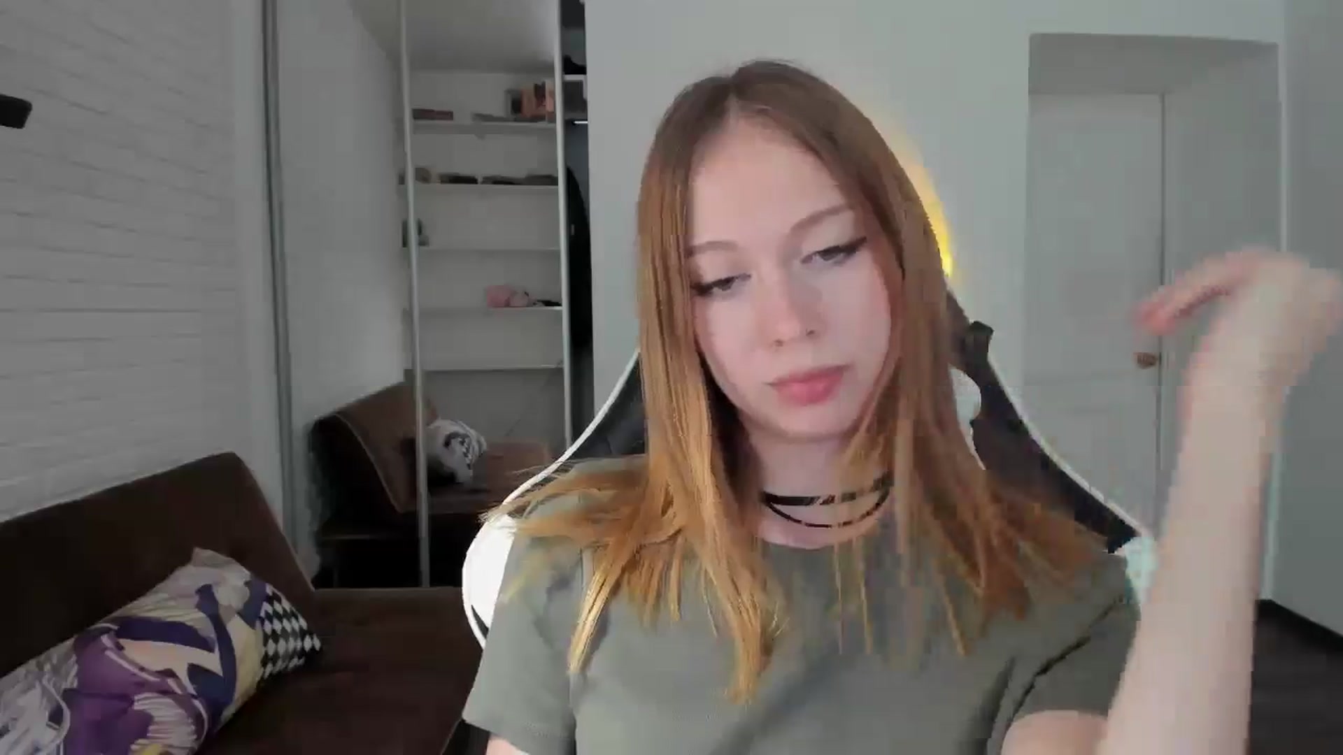 Gallery image thumbnail from RoboSasha's myfreecams stream on, 08/30/2024, 14:29 image 7 of 20