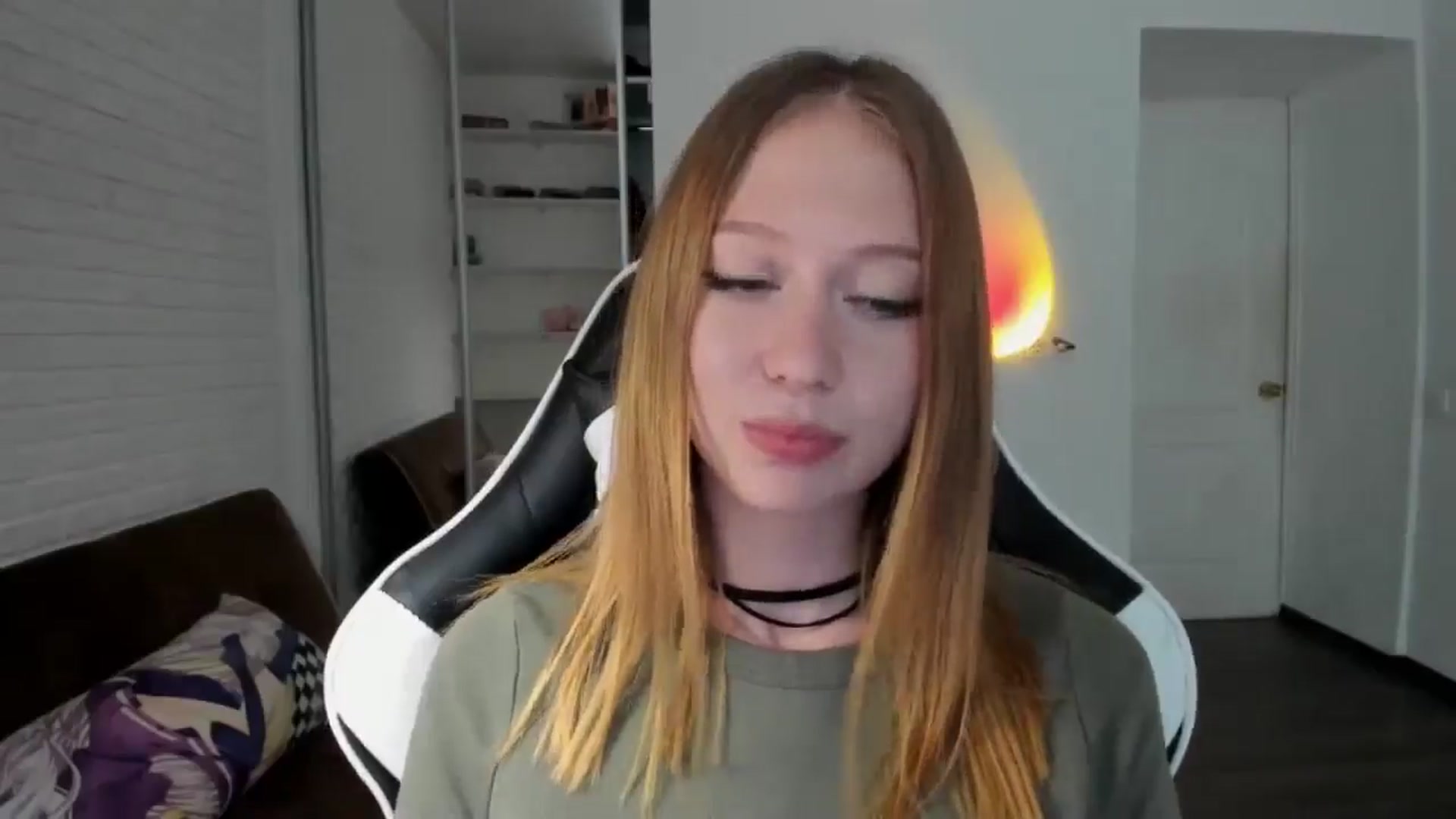 Gallery image thumbnail from RoboSasha's myfreecams stream on, 08/30/2024, 14:29 image 3 of 20