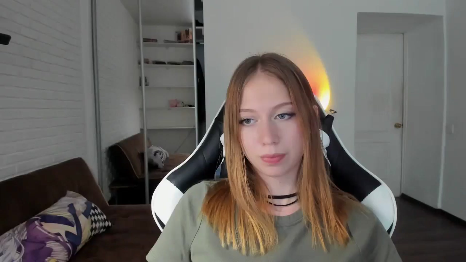 Gallery image thumbnail from RoboSasha's myfreecams stream on, 08/30/2024, 14:29 image 11 of 20