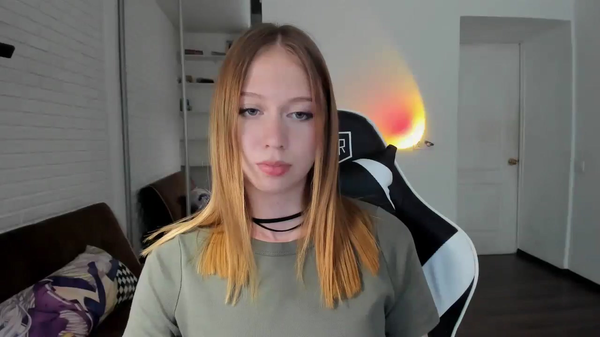 Gallery image thumbnail from RoboSasha's myfreecams stream on, 08/30/2024, 14:29 image 6 of 20