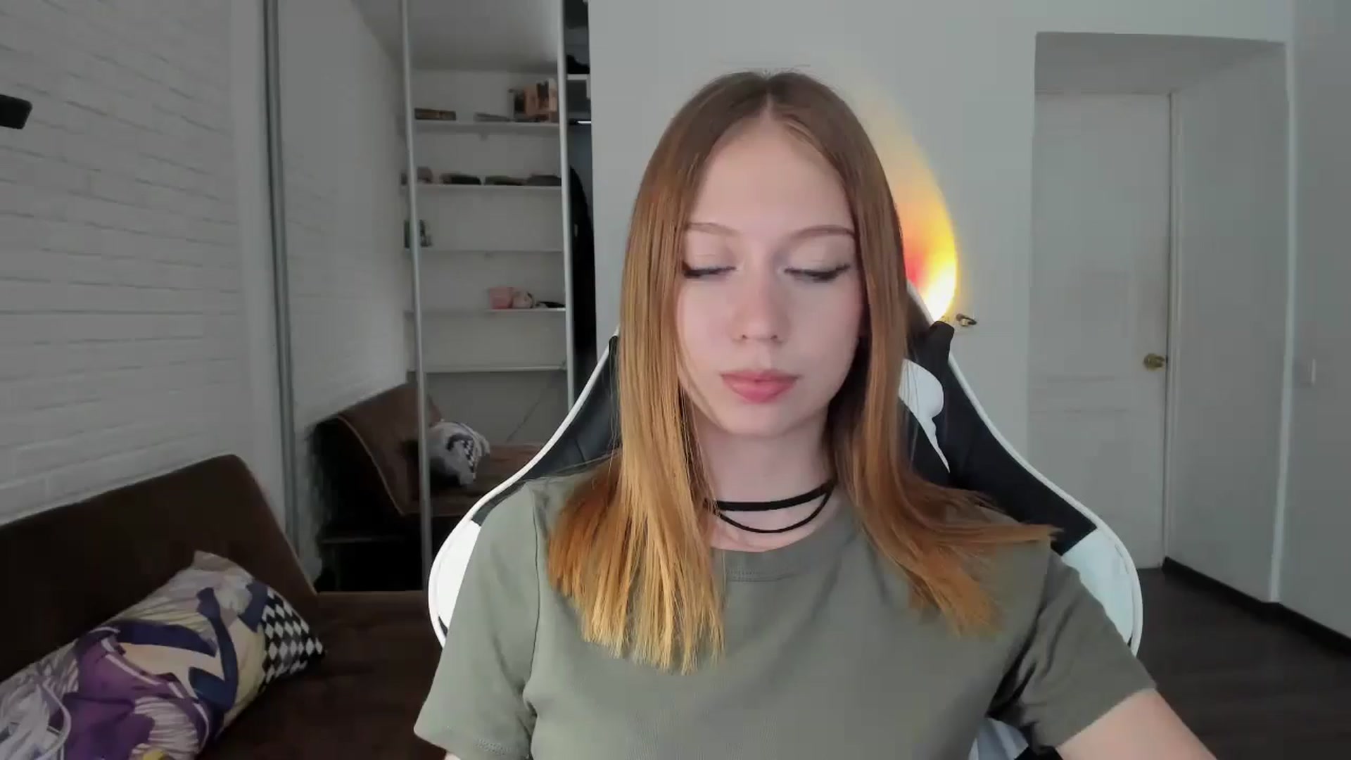 Gallery image thumbnail from RoboSasha's myfreecams stream on, 08/30/2024, 14:29 image 9 of 20