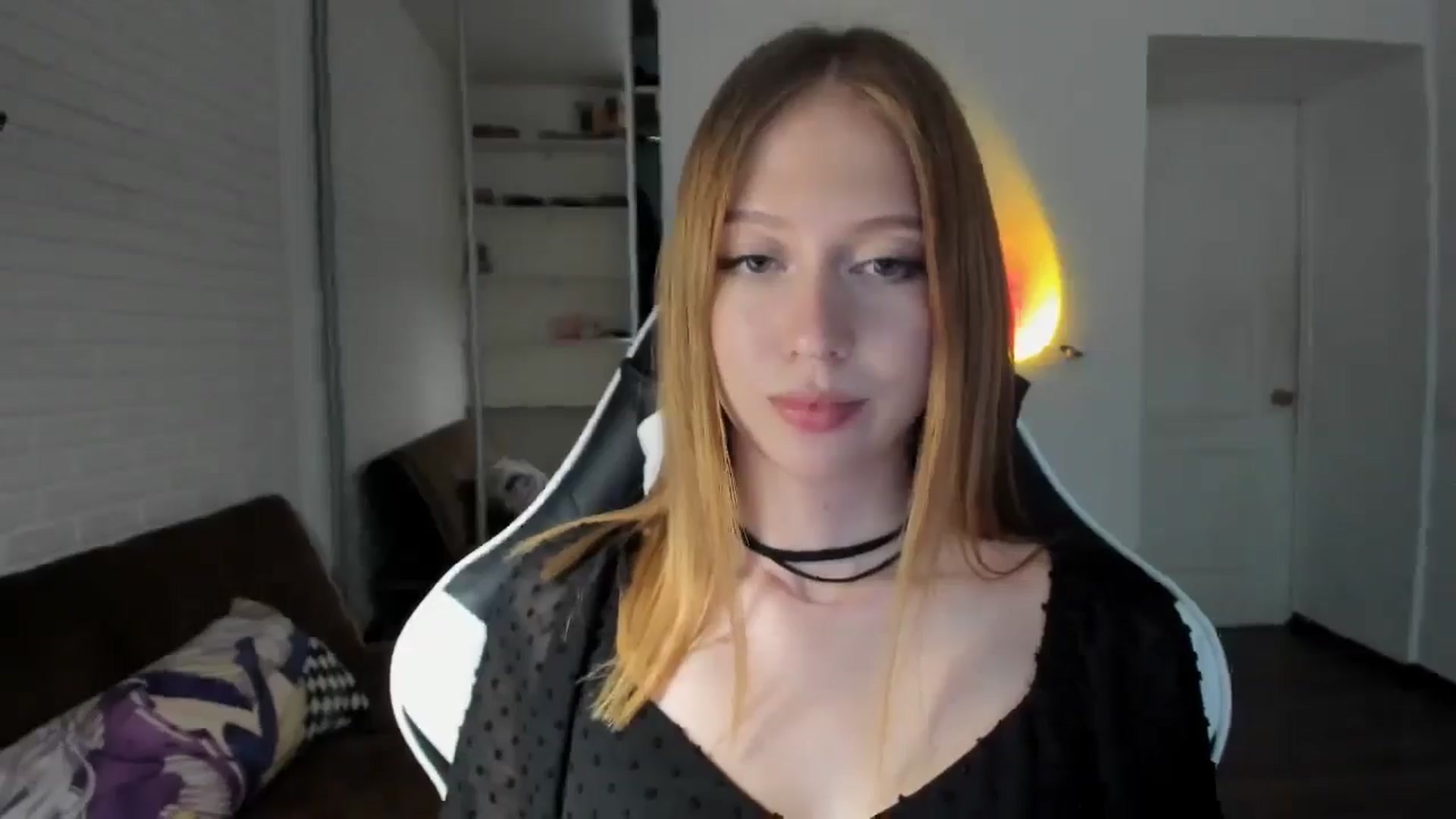 Gallery image thumbnail from RoboSasha's myfreecams stream on, 08/30/2024, 14:47 image 5 of 20