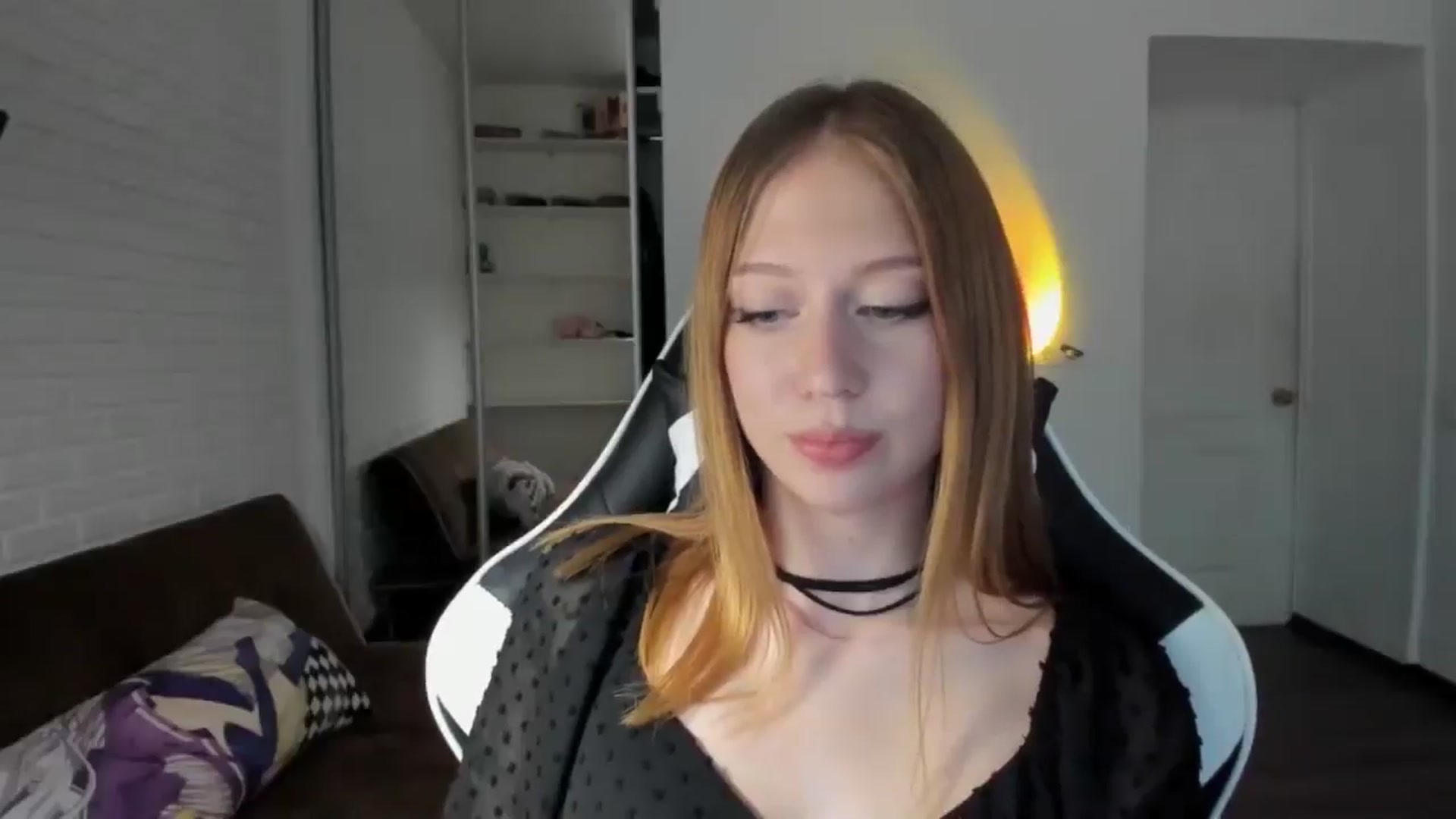 Gallery image thumbnail from RoboSasha's myfreecams stream on, 08/30/2024, 14:47 image 10 of 20