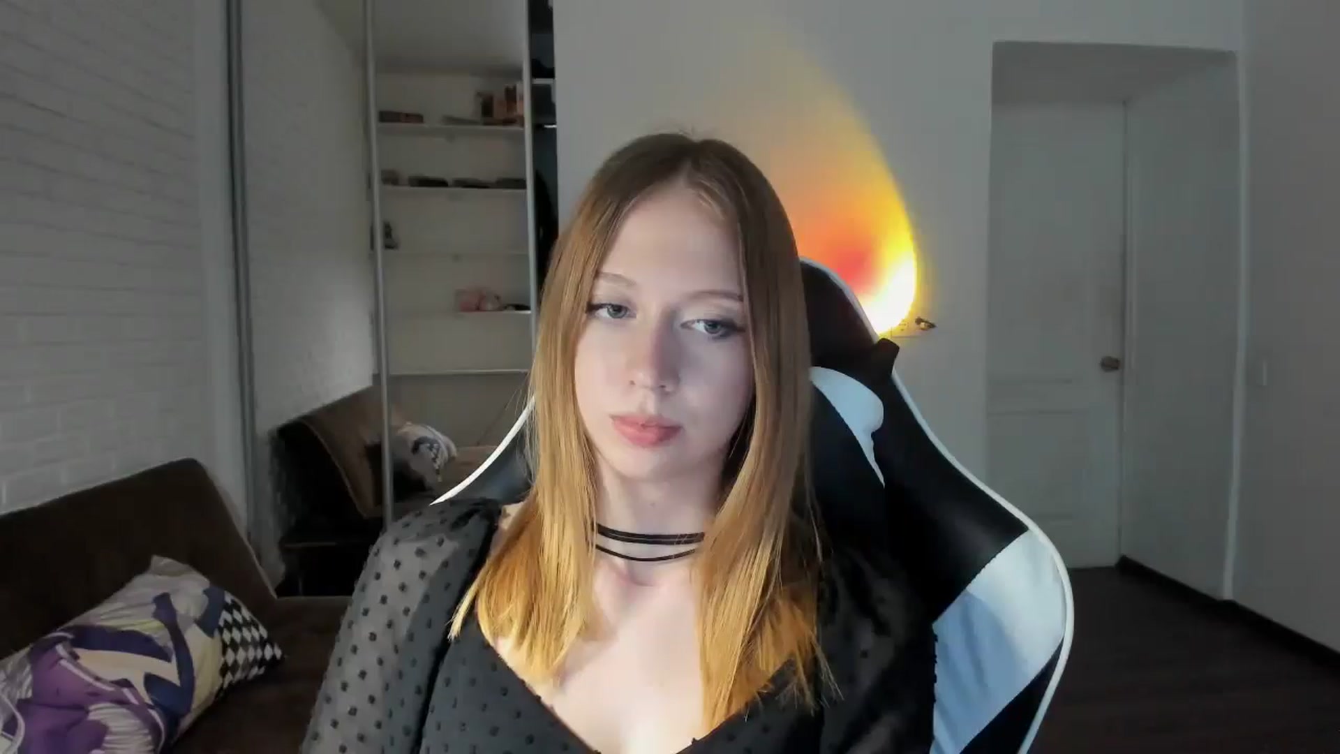 Gallery image thumbnail from RoboSasha's myfreecams stream on, 08/30/2024, 15:11 image 15 of 20