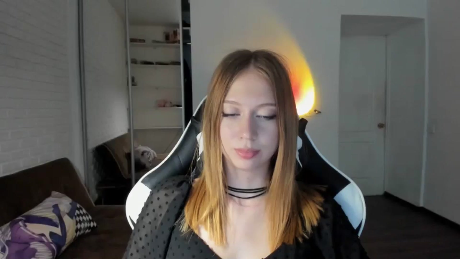 Gallery image thumbnail from RoboSasha's myfreecams stream on, 08/30/2024, 15:11 image 17 of 20