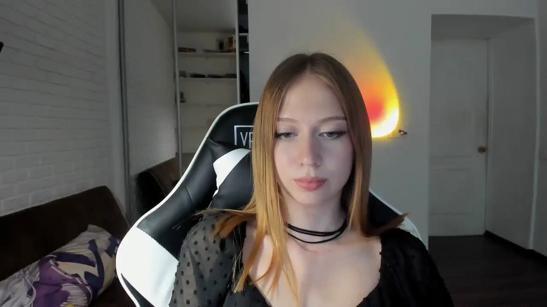 Gallery image thumbnail from RoboSasha's myfreecams stream on, 08/30/2024, 15:11 image 3 of 20
