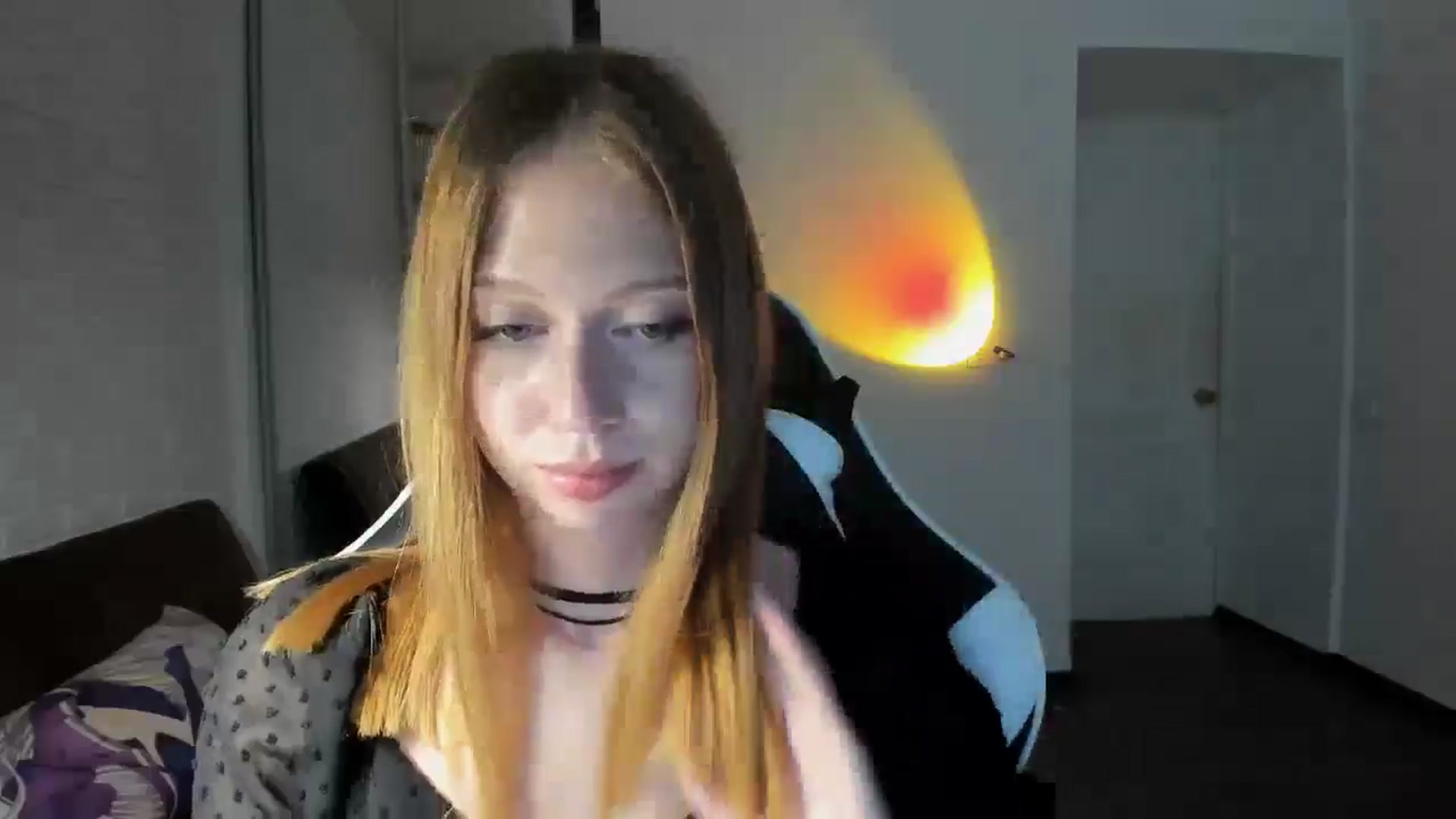 Gallery image thumbnail from RoboSasha's myfreecams stream on, 08/30/2024, 15:29 image 16 of 20