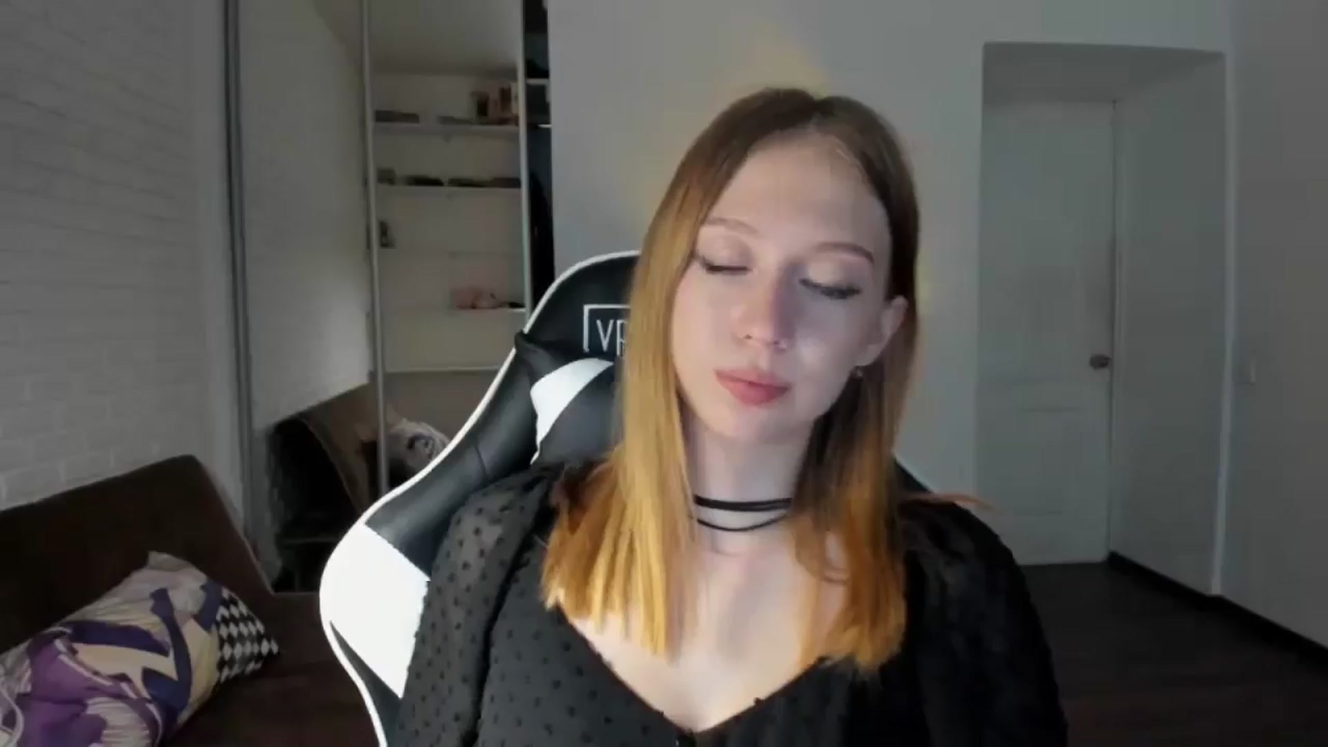 Gallery image thumbnail from RoboSasha's myfreecams stream on, 08/30/2024, 15:29 image 2 of 20