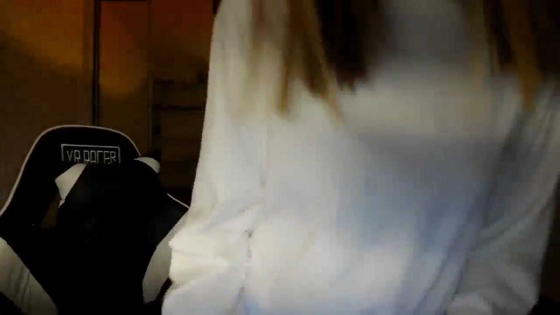 Gallery image thumbnail from RoboSasha's myfreecams stream on, 08/31/2024, 16:22 image 14 of 20