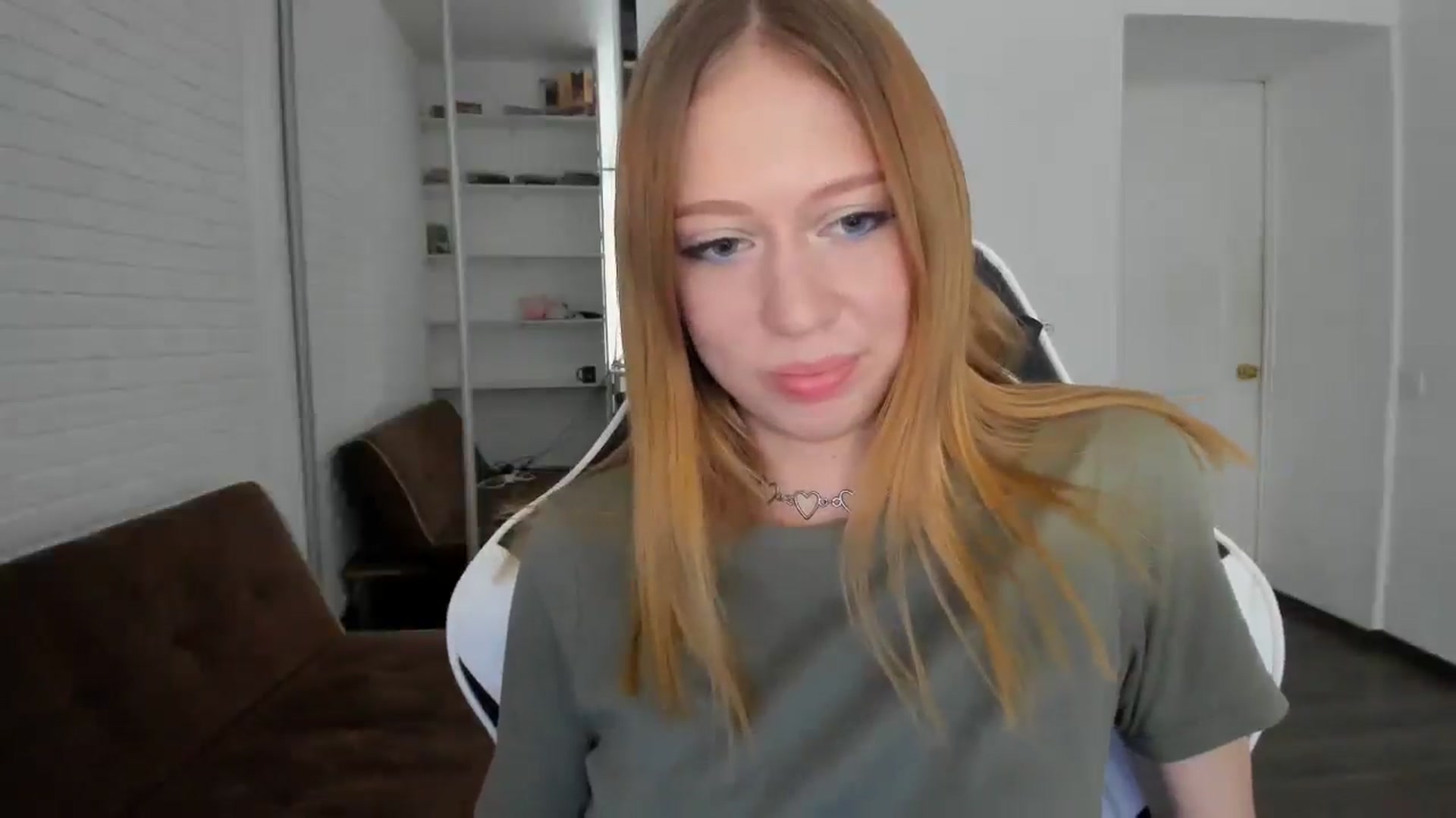 Gallery image thumbnail from RoboSasha's myfreecams stream on, 09/02/2024, 12:45 image 15 of 20