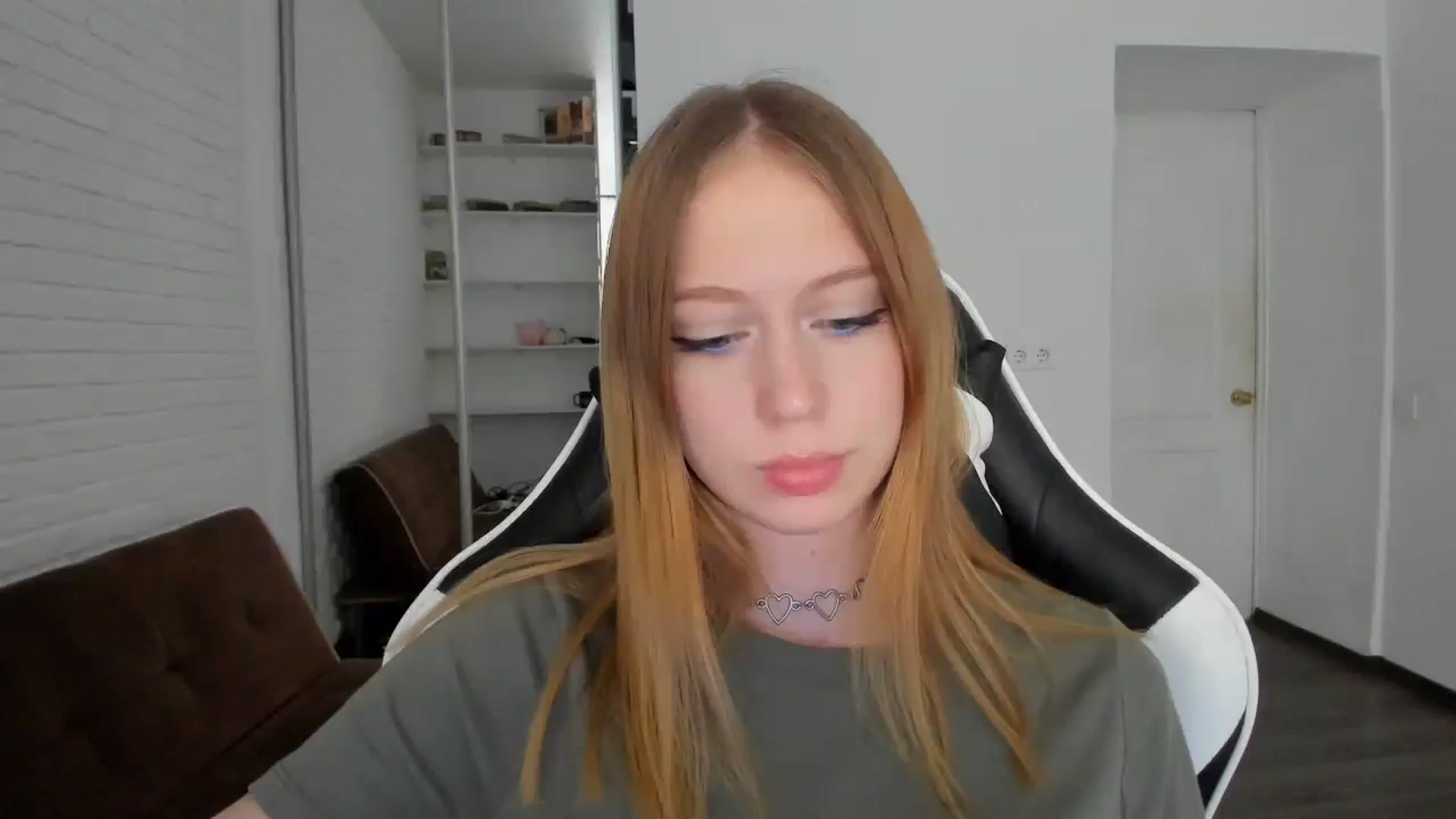 Gallery image thumbnail from RoboSasha's myfreecams stream on, 09/02/2024, 12:45 image 6 of 20