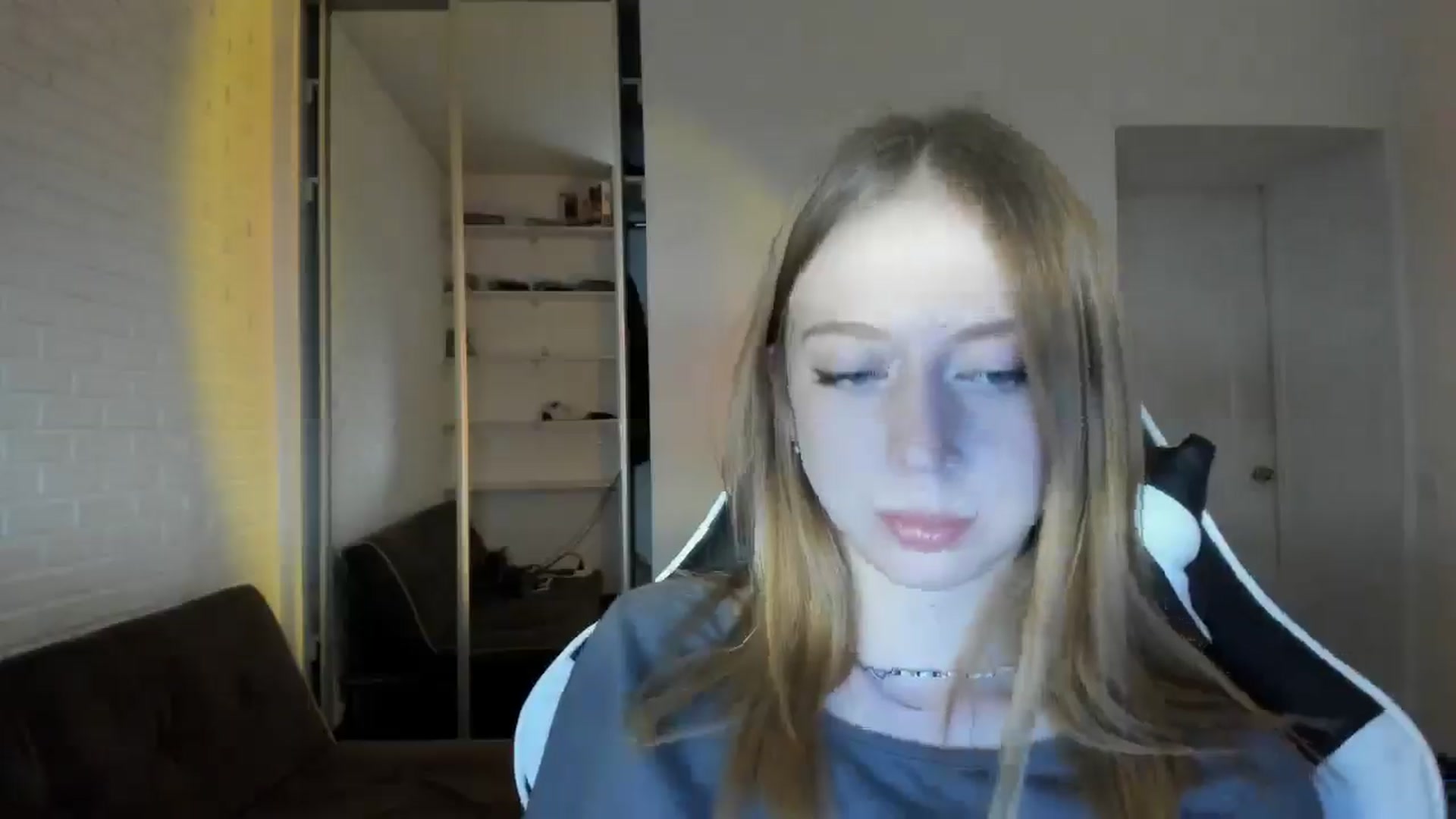 Gallery image thumbnail from RoboSasha's myfreecams stream on, 09/04/2024, 17:19 image 19 of 20