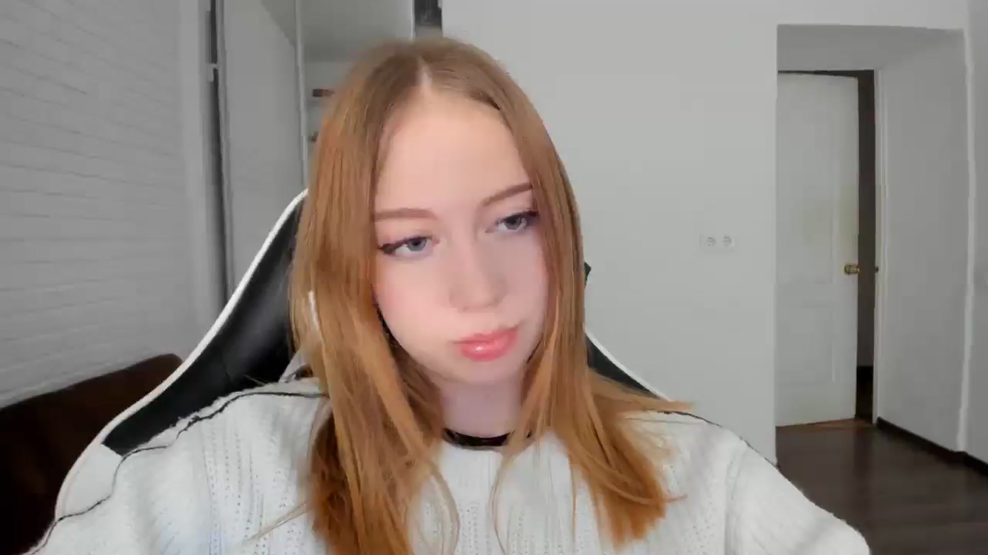 Gallery image thumbnail from RoboSasha's myfreecams stream on, 09/05/2024, 12:10 image 12 of 20
