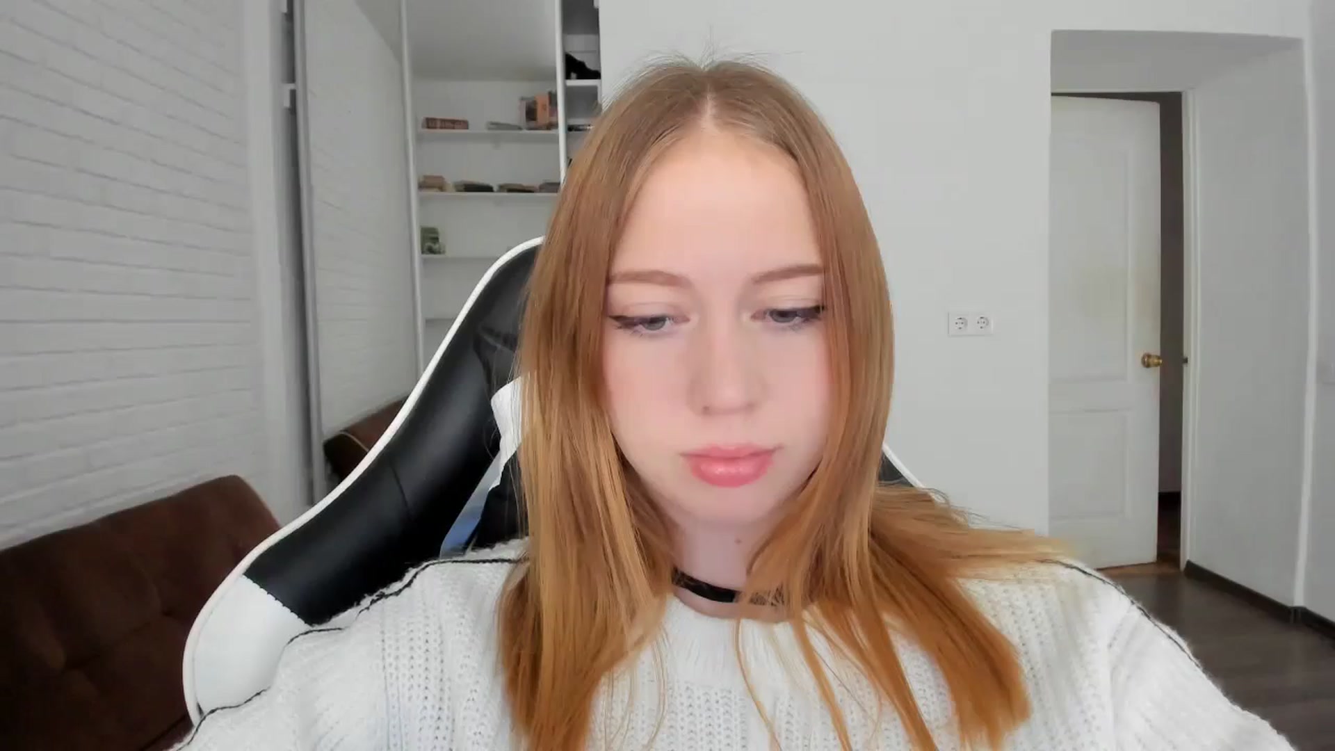 Gallery image thumbnail from RoboSasha's myfreecams stream on, 09/05/2024, 12:10 image 18 of 20
