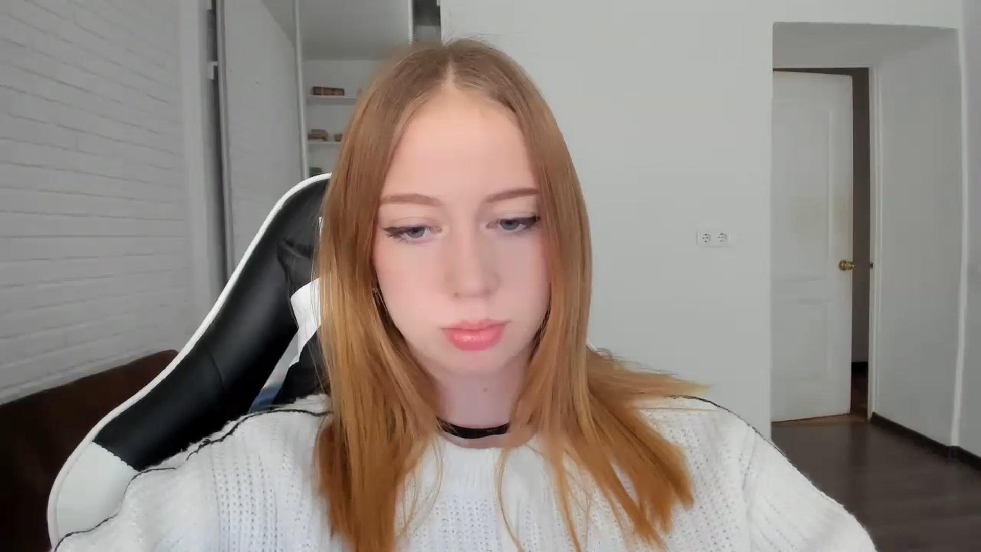 Gallery image thumbnail from RoboSasha's myfreecams stream on, 09/05/2024, 12:10 image 15 of 20