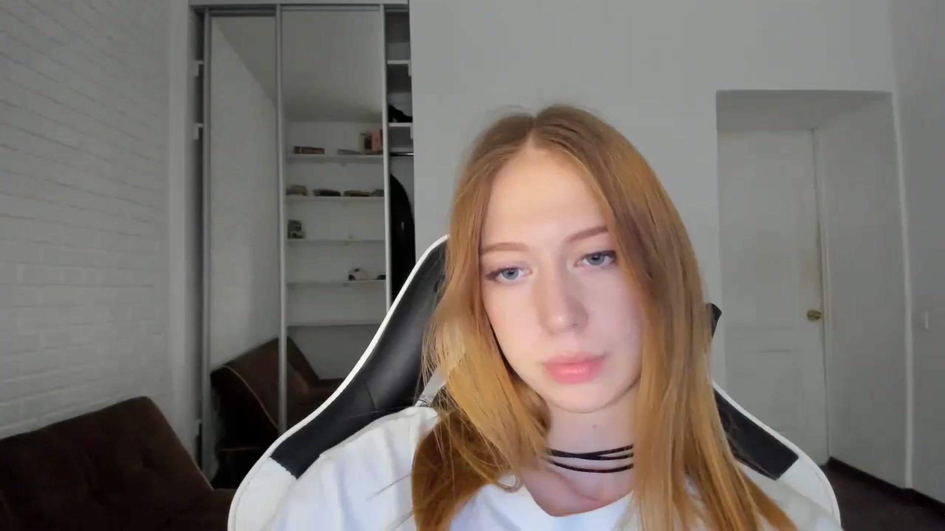Gallery image thumbnail from RoboSasha's myfreecams stream on, 09/05/2024, 15:01 image 14 of 20